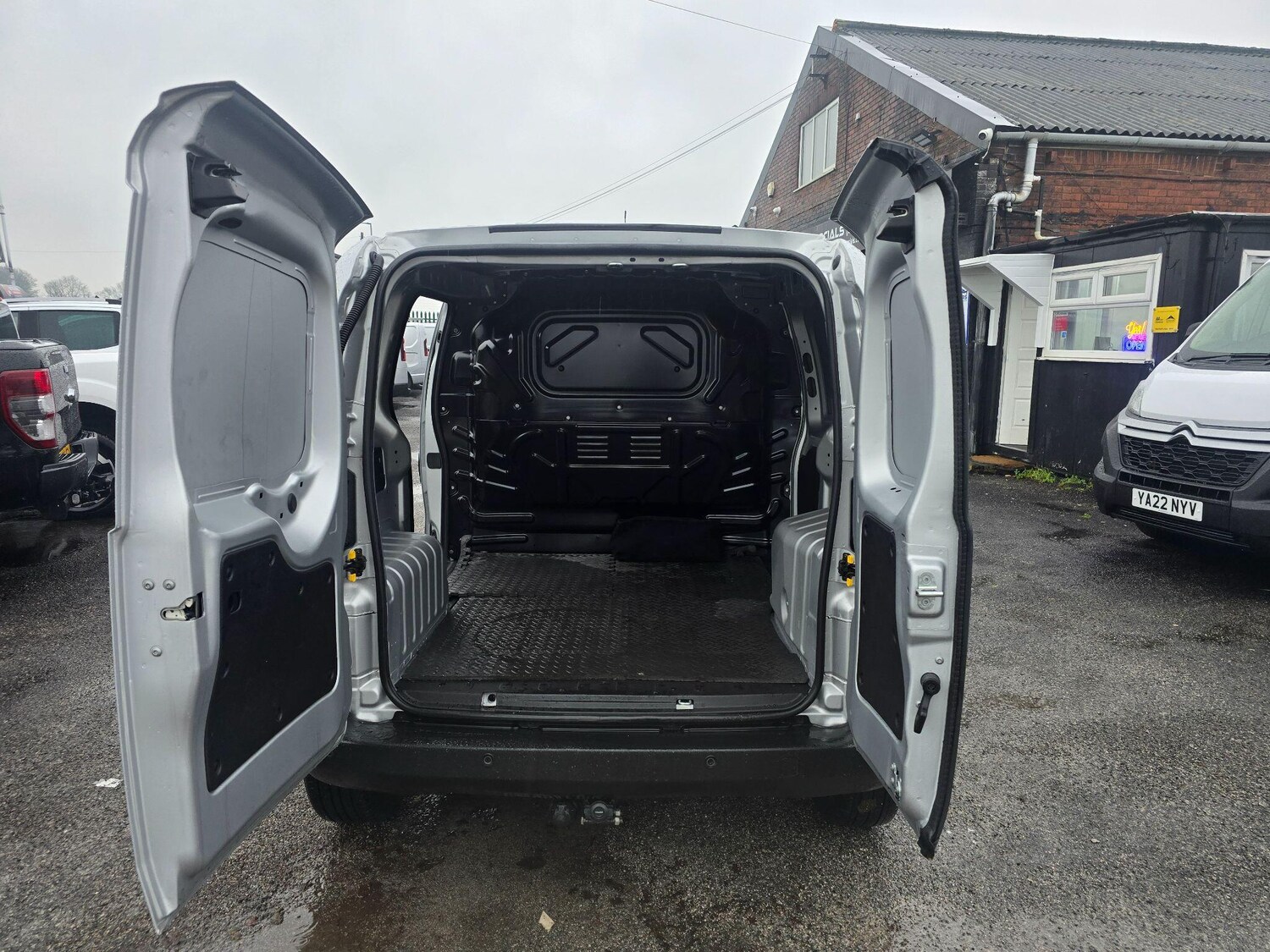 Used Fiat Fiorino 2022 for sale - 77006468: Photo 22