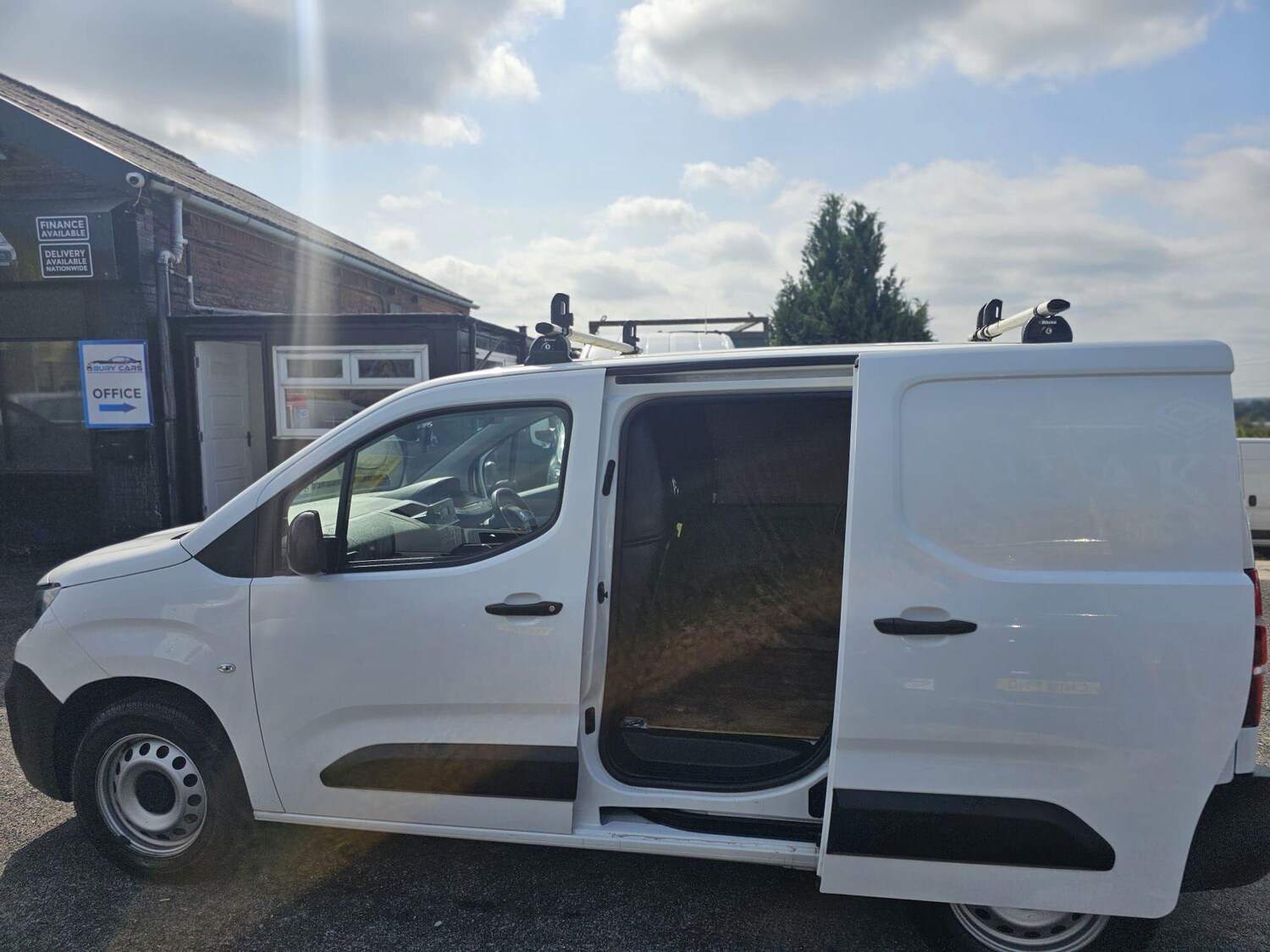 Used Peugeot Partner 2021 for sale - 77006443: Photo 15