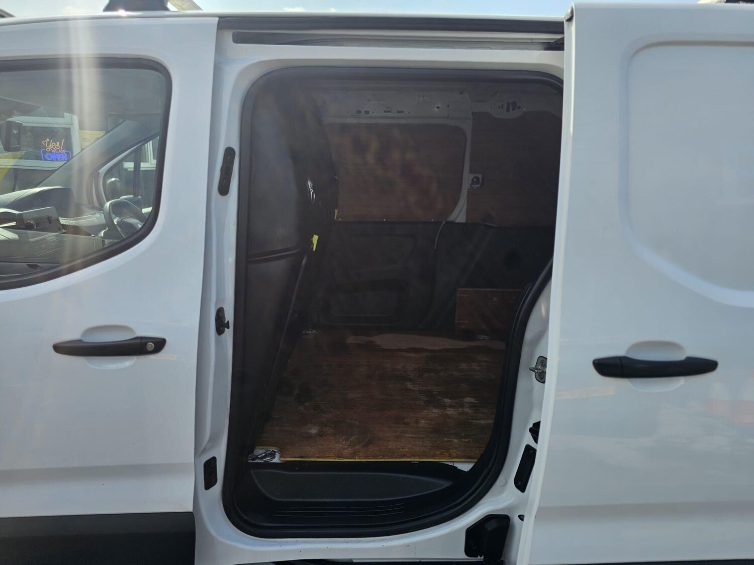 Used Peugeot Partner 2021 for sale - 77006443: Photo 17