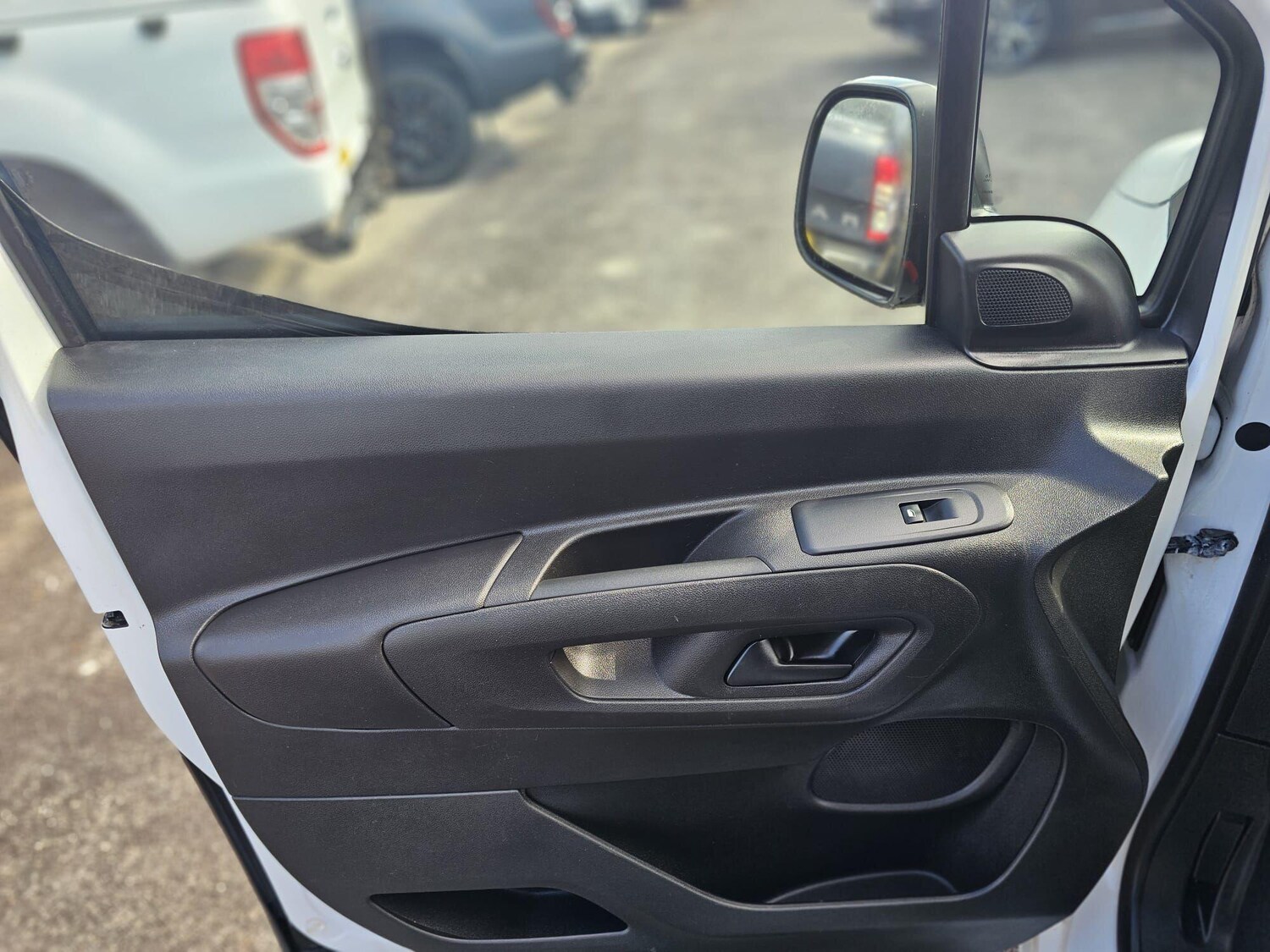 Used Peugeot Partner 2021 for sale - 77006443: Photo 24