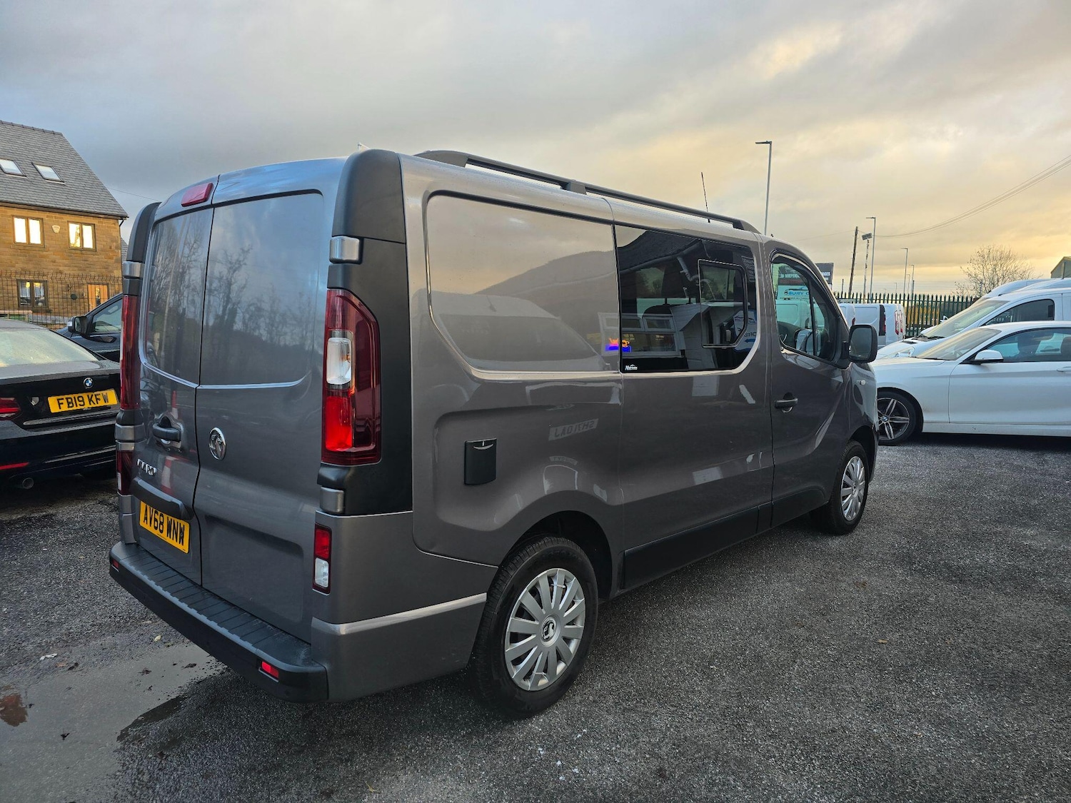Used Vauxhall Vivaro 2019 for sale - 77006504: Photo 7