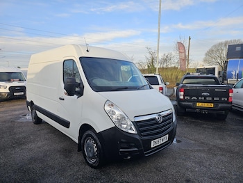 Vauxhall Movano feature image