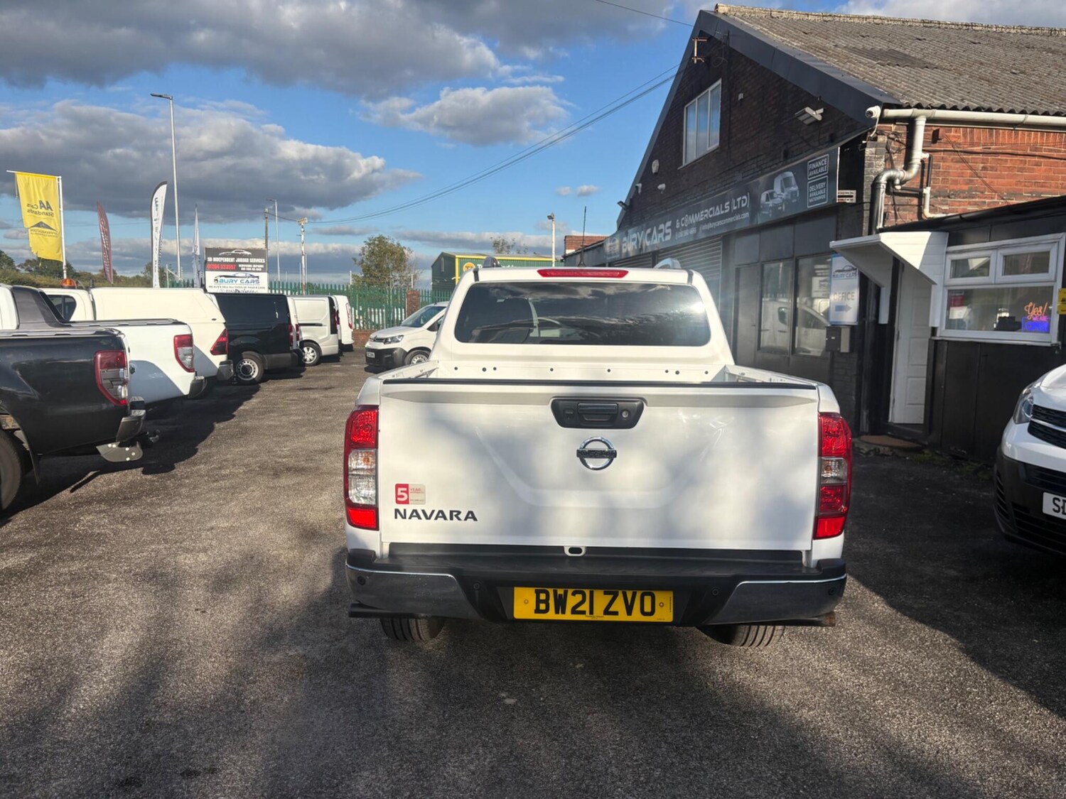 Used Nissan Navara 2021 for sale - 77006423: Photo 10