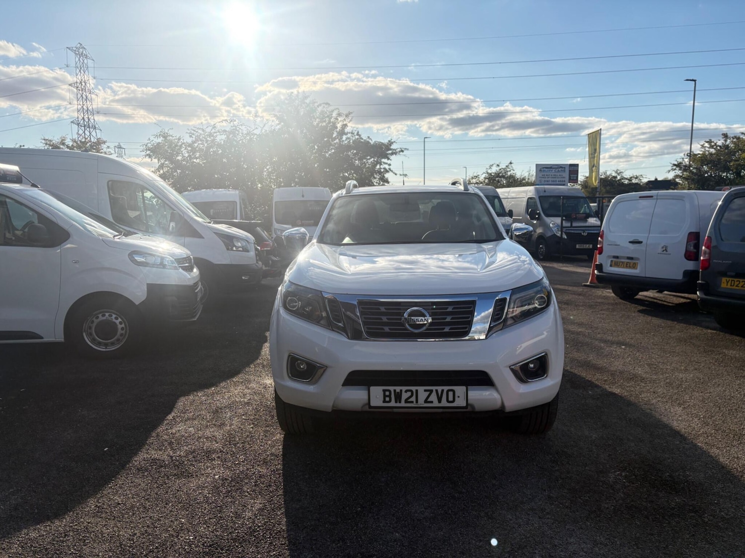 Used Nissan Navara 2021 for sale - 77006423: Photo 2