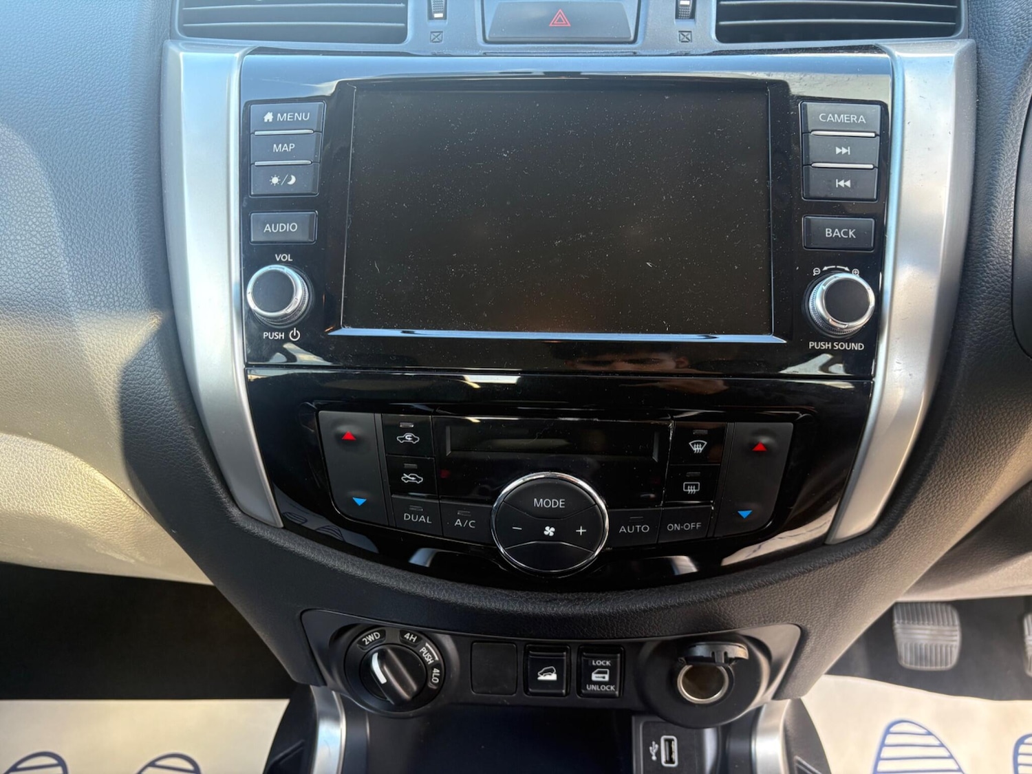 Used Nissan Navara 2021 for sale - 77006423: Photo 23