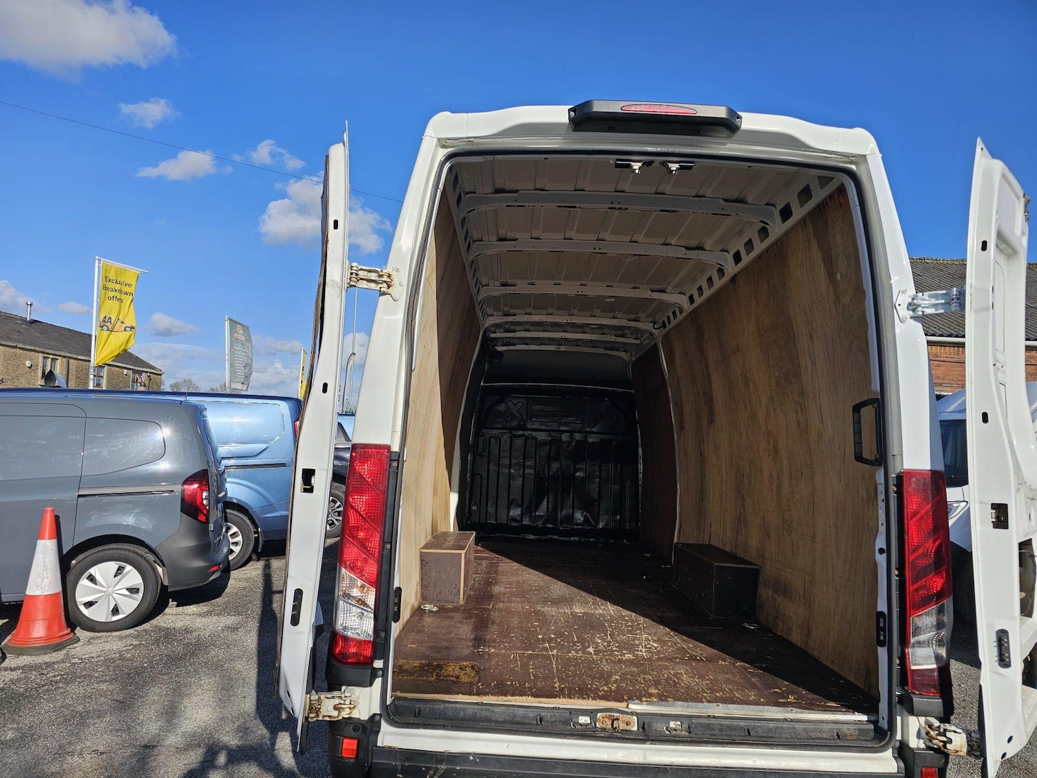 Used Iveco Daily 2020 for sale - 77888735: Photo 9