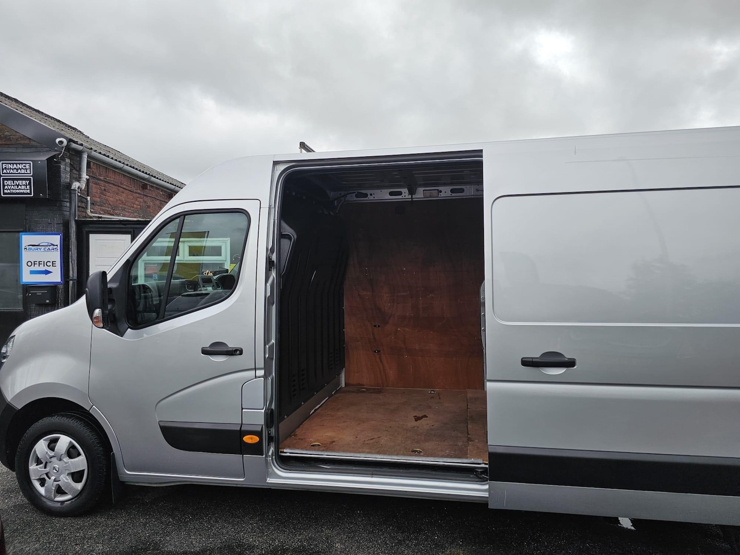 Used Nissan Interstar 2022 for sale - 77006455: Photo 15