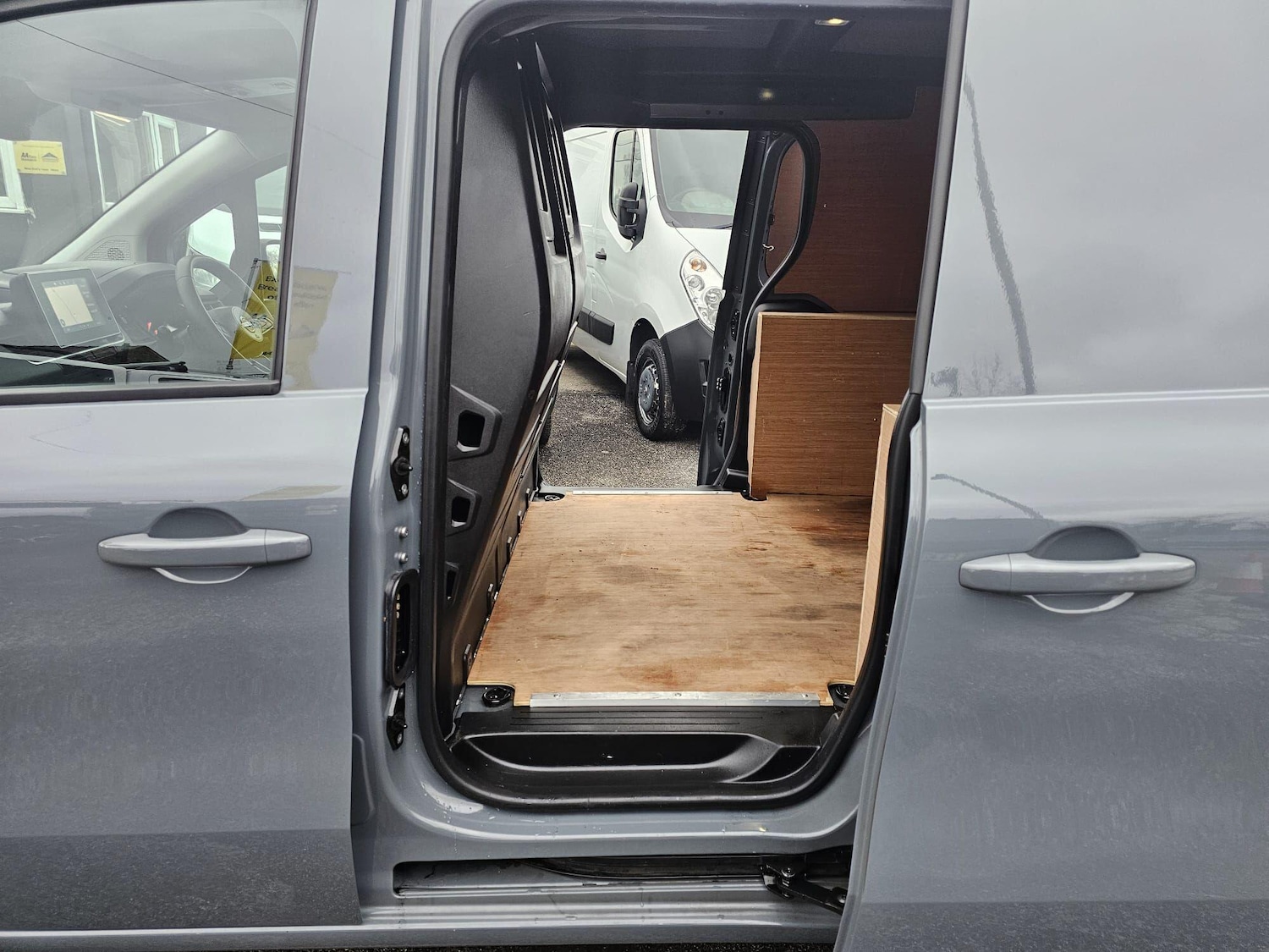 Used Nissan Other 2023 for sale - 77368839: Photo 15