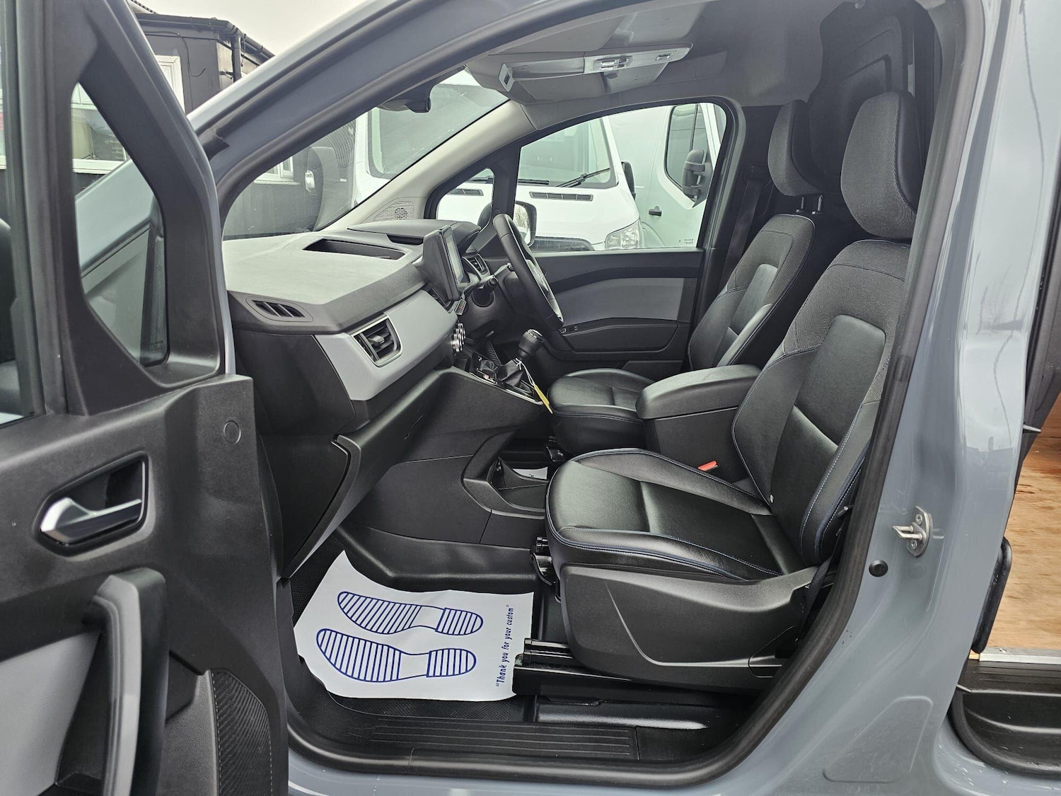 Used Nissan Other 2023 for sale - 77368839: Photo 19