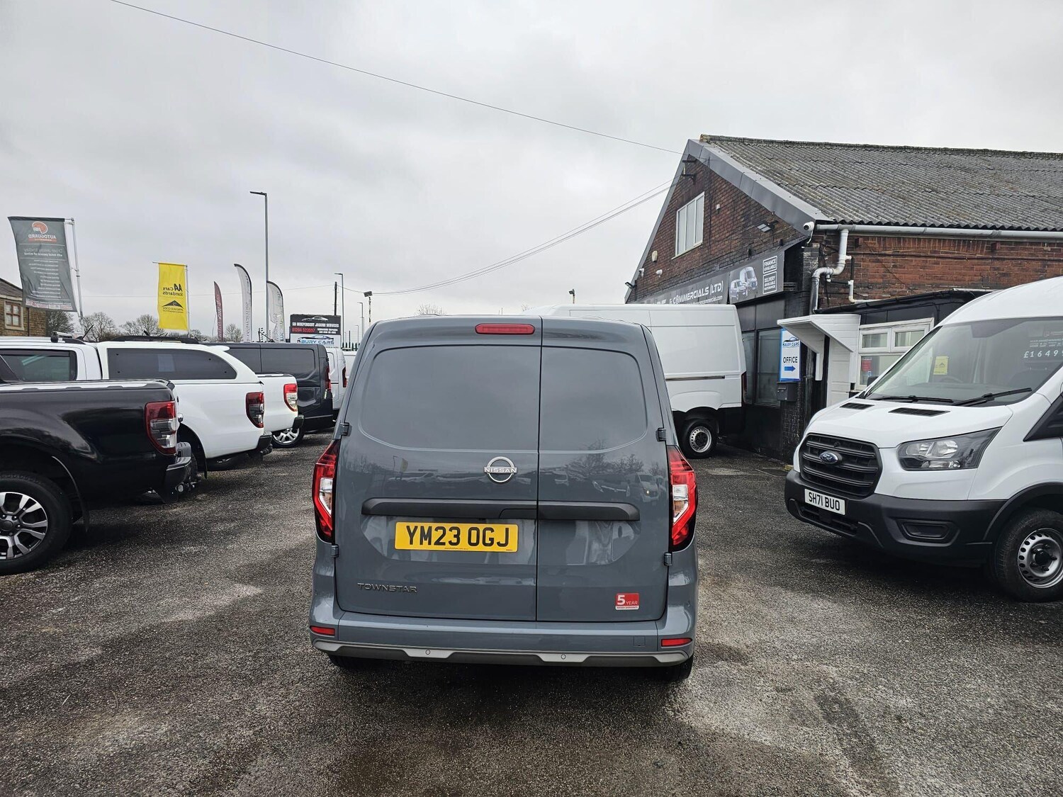 Used Nissan Other 2023 for sale - 77368839: Photo 6