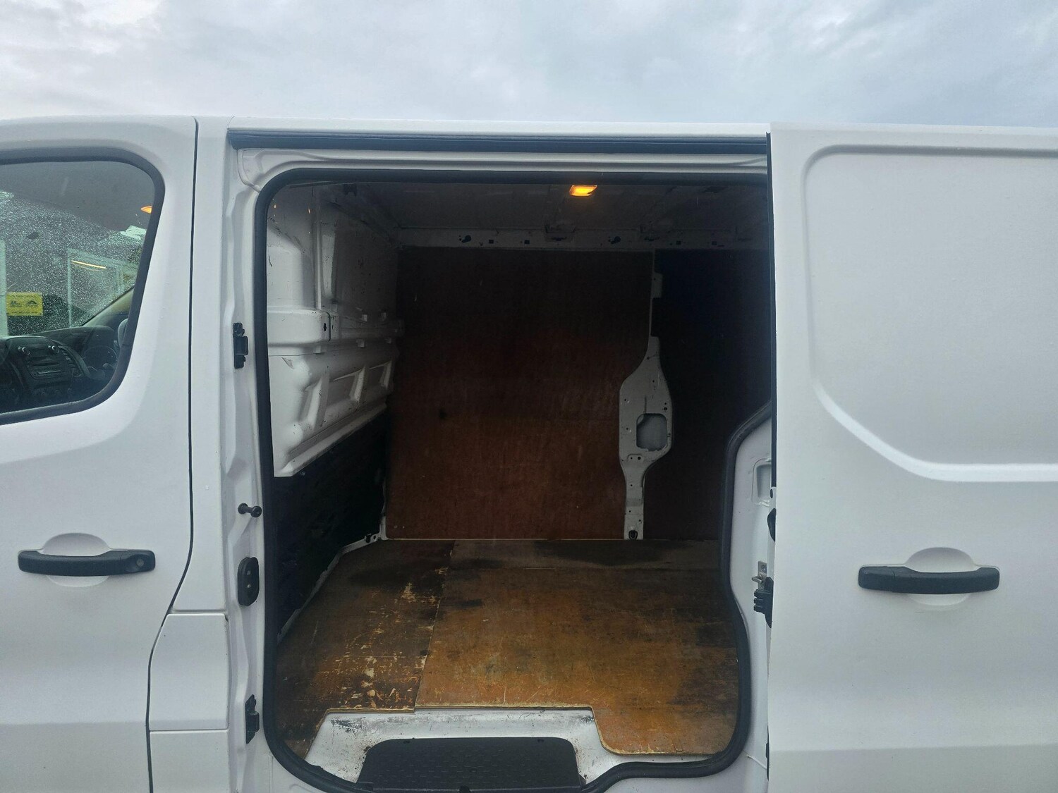 Used Vauxhall Vivaro 2018 for sale - 77764256: Photo 19