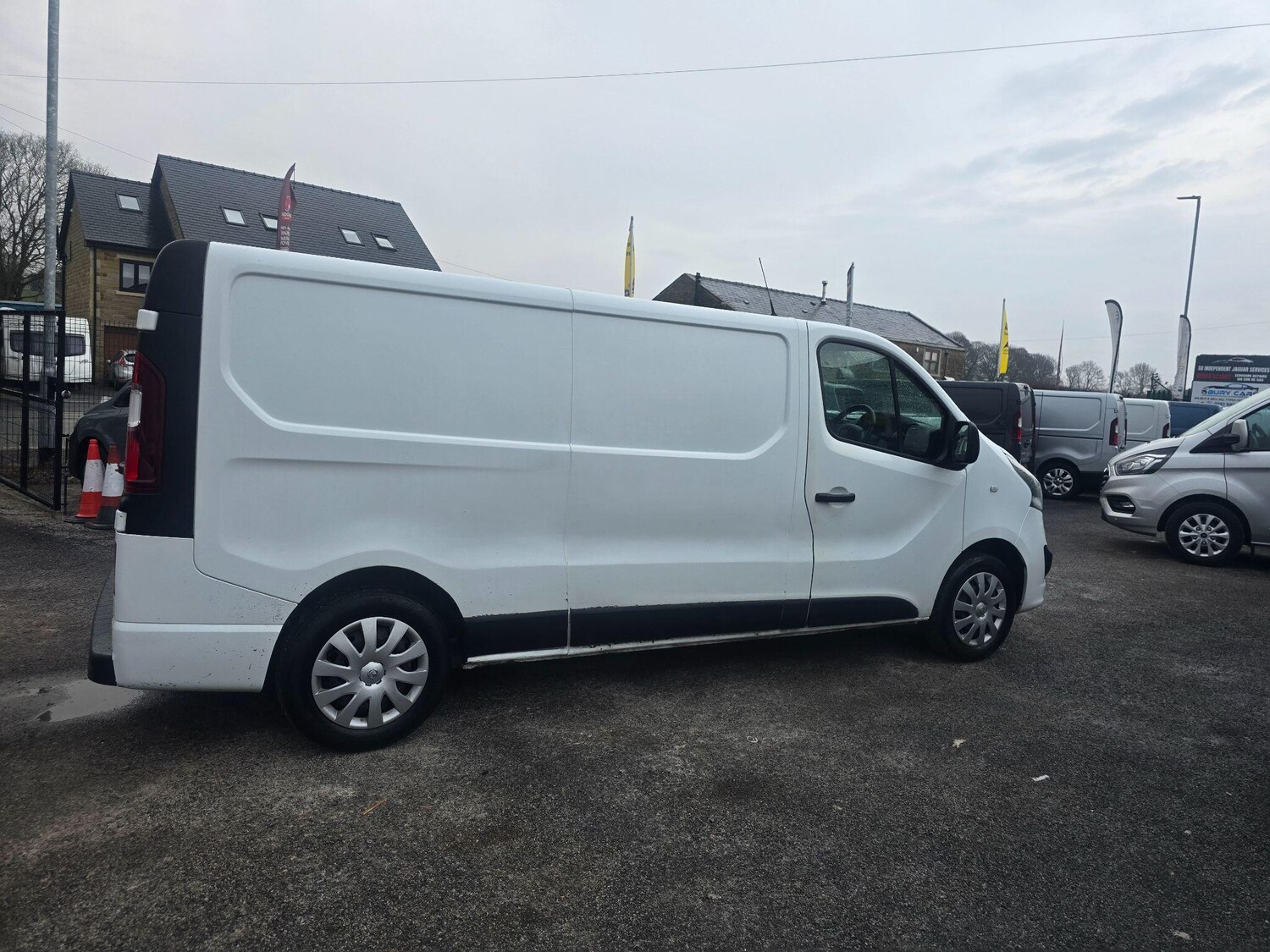 Used Vauxhall Vivaro 2018 for sale - 77764256: Photo 7