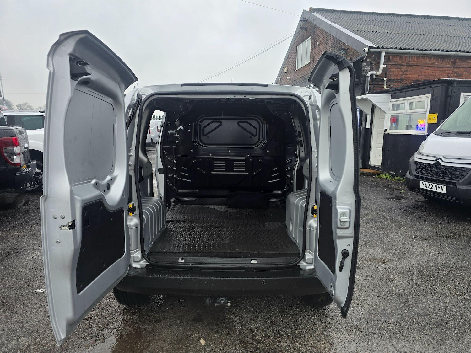 Used Fiat Fiorino 2022 for sale - 77287385: Photo 22