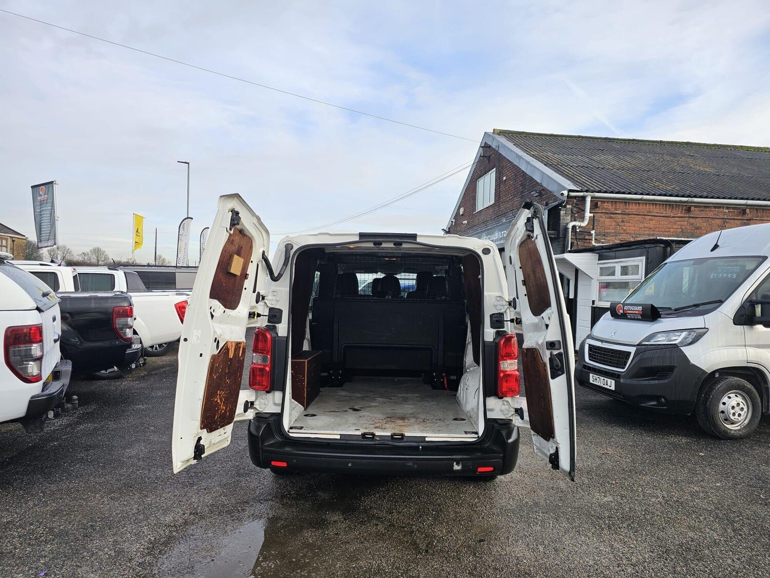 Used Vauxhall Vivaro 2019 for sale - 77200762: Photo 14