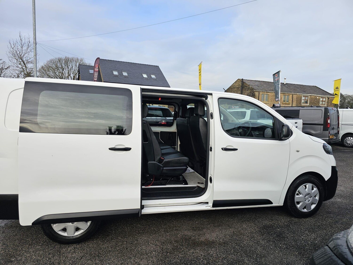 Used Vauxhall Vivaro 2019 for sale - 77200762: Photo 6