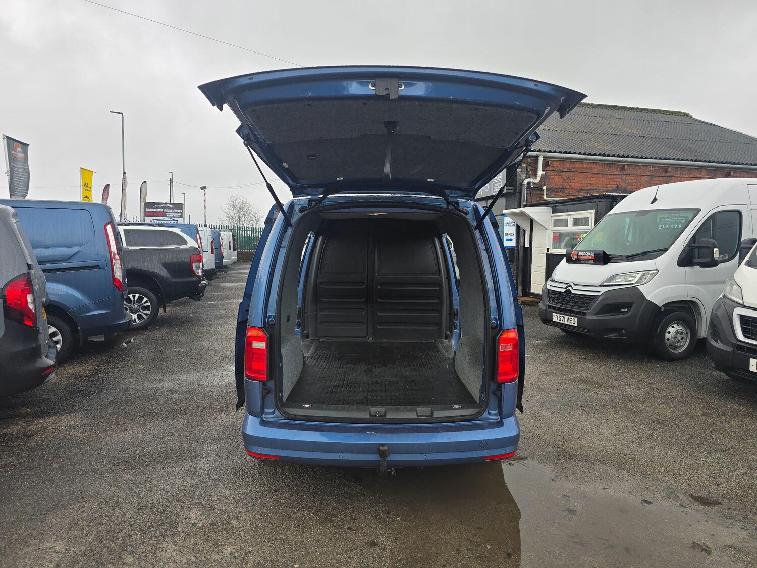 Used Volkswagen Caddy Maxi 2016 for sale - 78049880: Photo 22