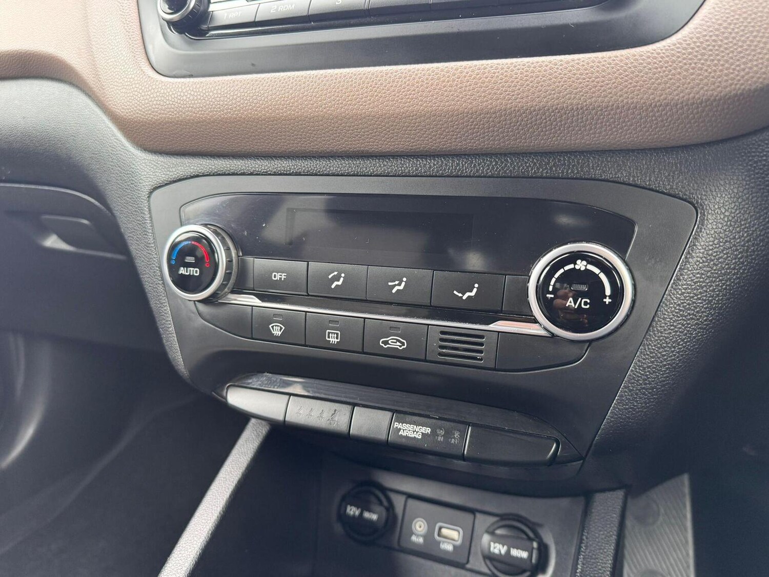 Used Hyundai i20 2015 for sale - 77635358: Photo 30