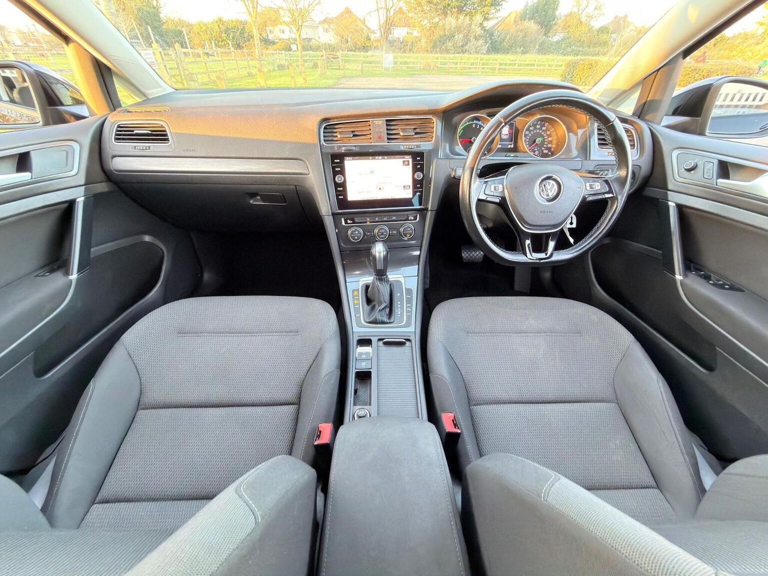 Used Volkswagen Golf 2020 for sale - 78025749: Photo 32