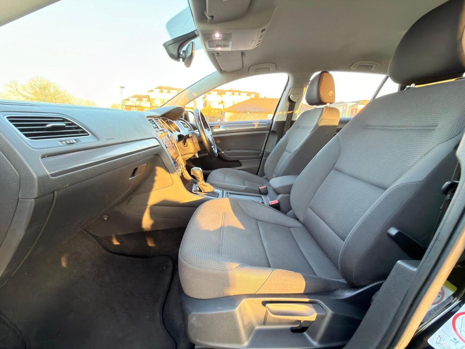 Used Volkswagen Golf 2020 for sale - 78025749: Photo 36