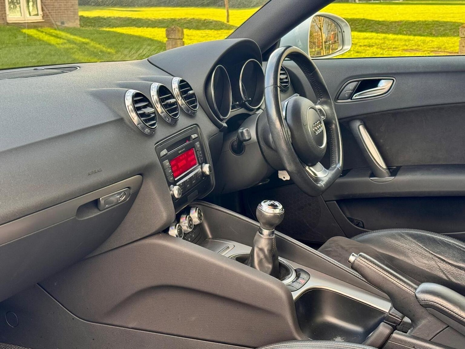 Used Audi TT 2010 for sale - 78025736: Photo 19