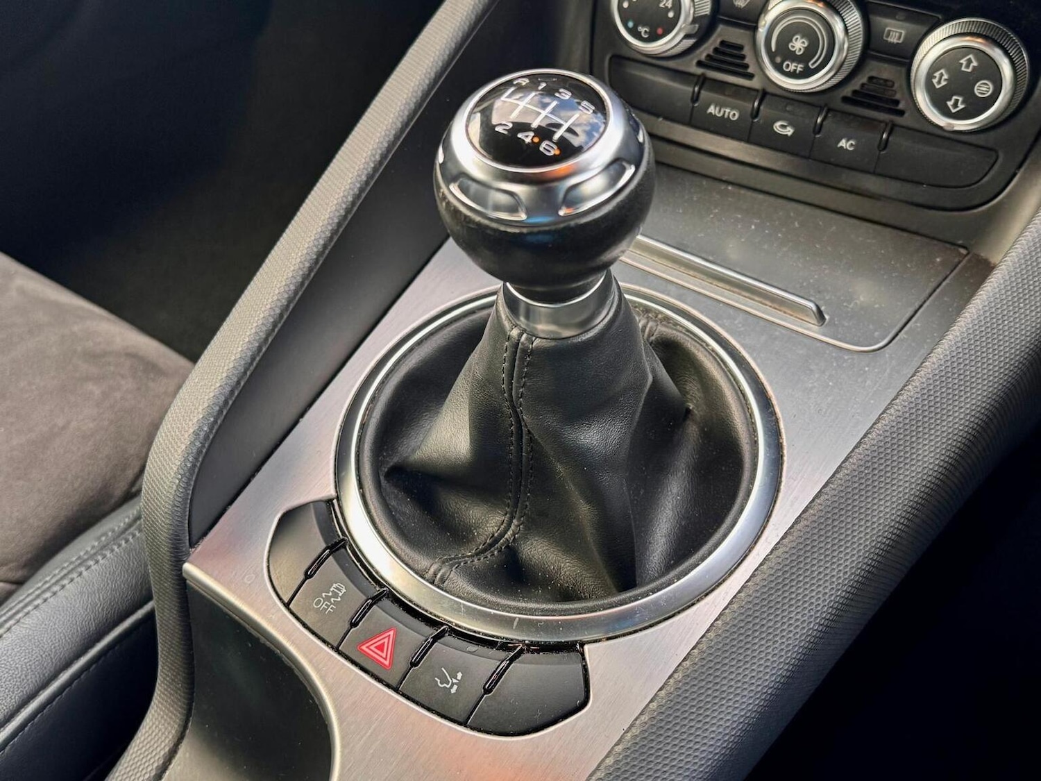 Used Audi TT 2010 for sale - 78025736: Photo 22