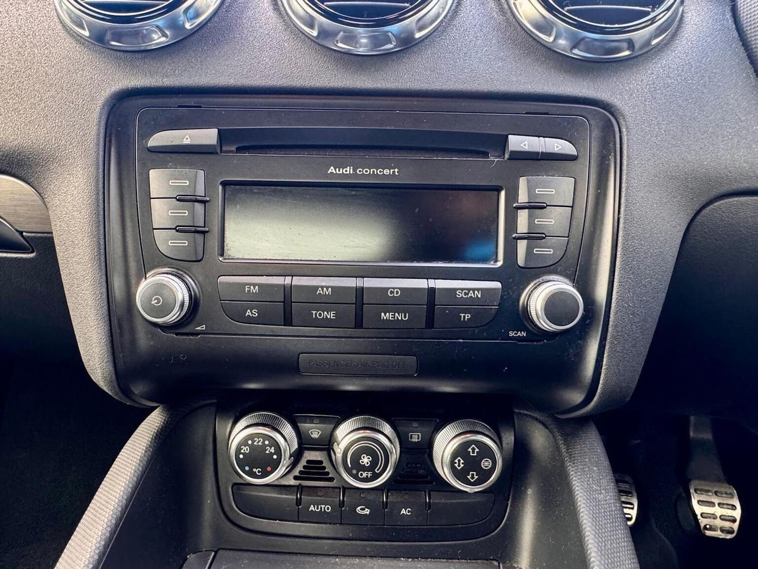 Used Audi TT 2010 for sale - 78025736: Photo 23