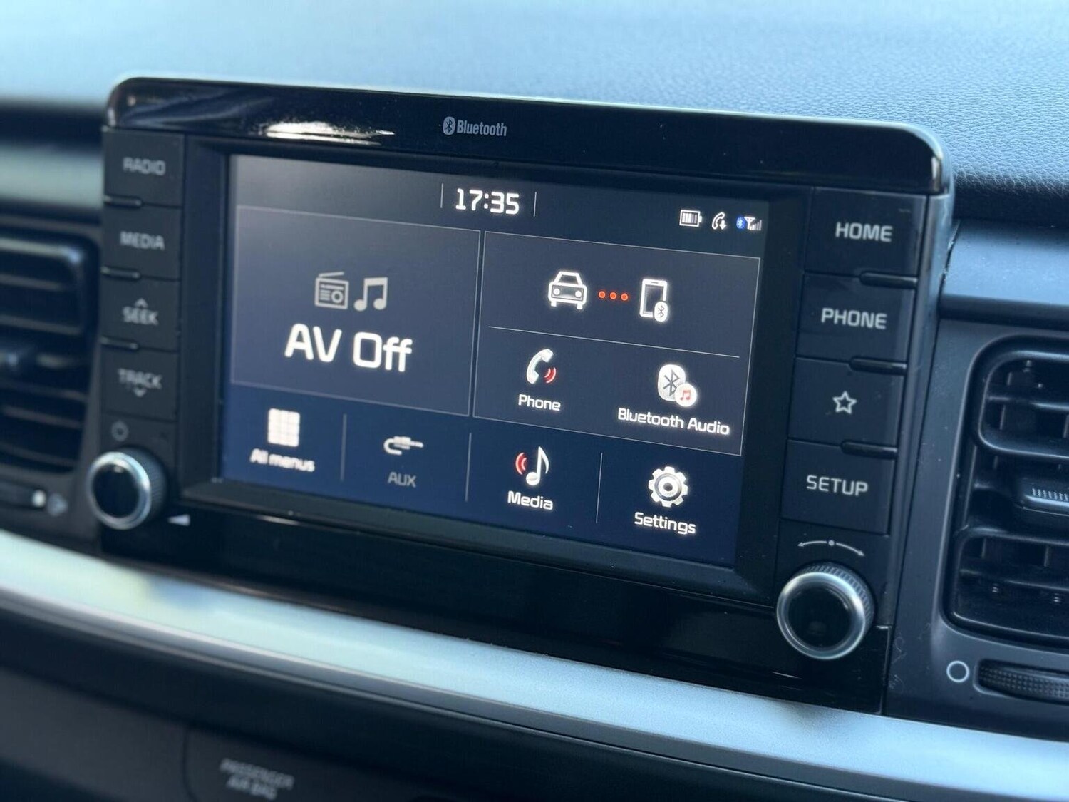 Used Kia Stonic 2018 for sale - 77539192: Photo 38