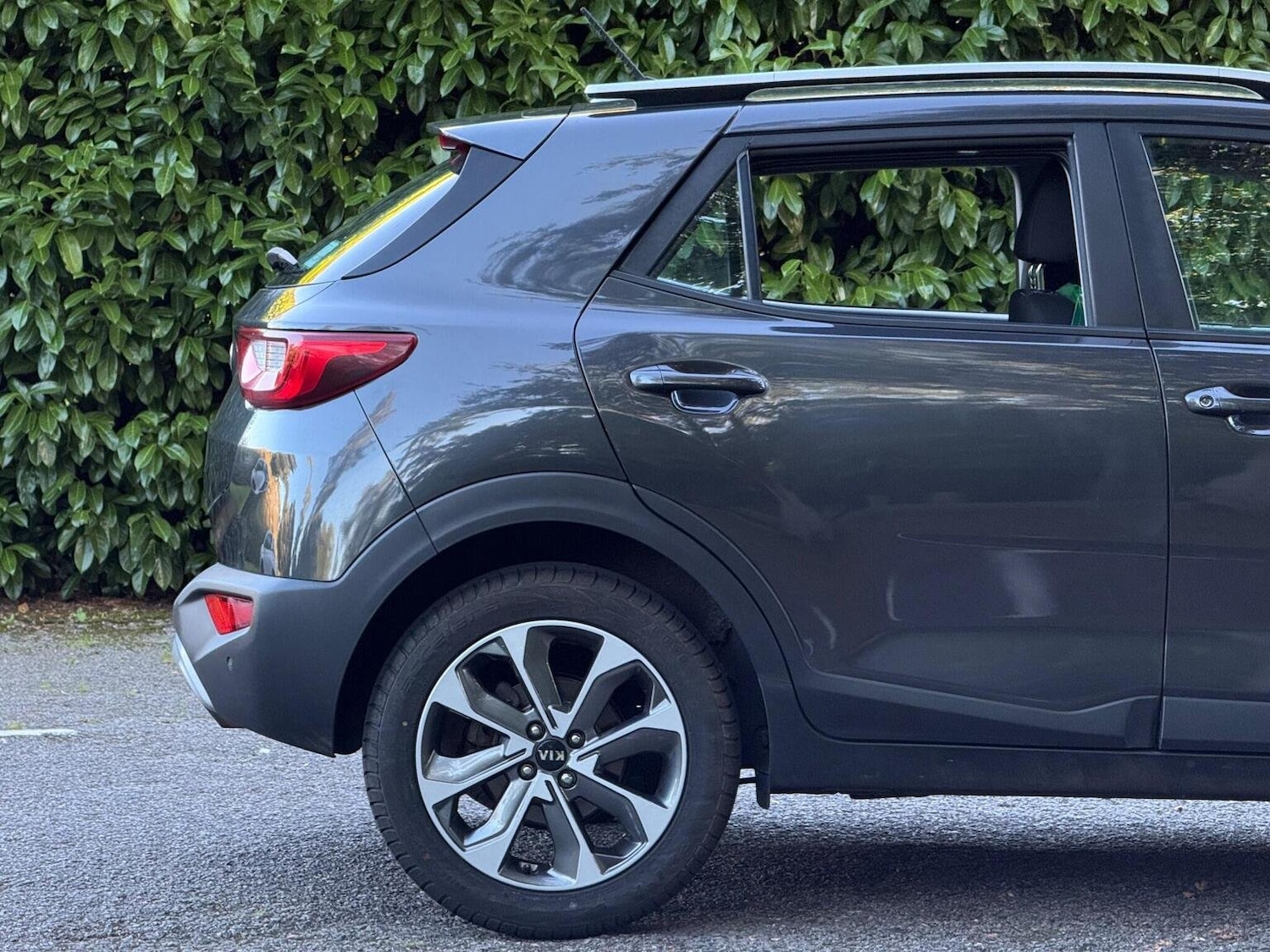 Used Kia Stonic 2018 for sale - 77539192: Photo 9