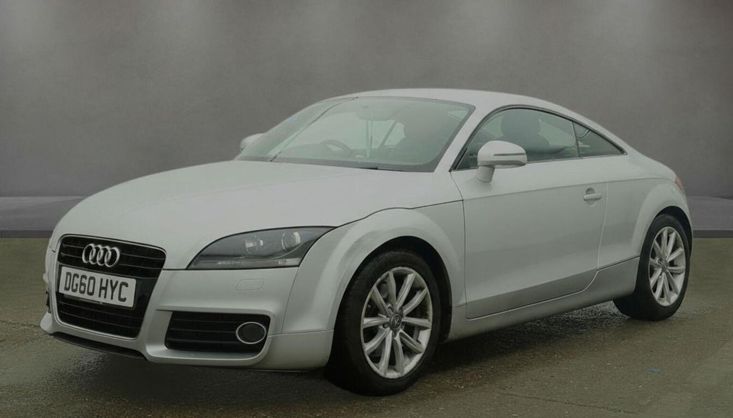 Used Audi TT 2010 for sale - 77539218: Photo 2