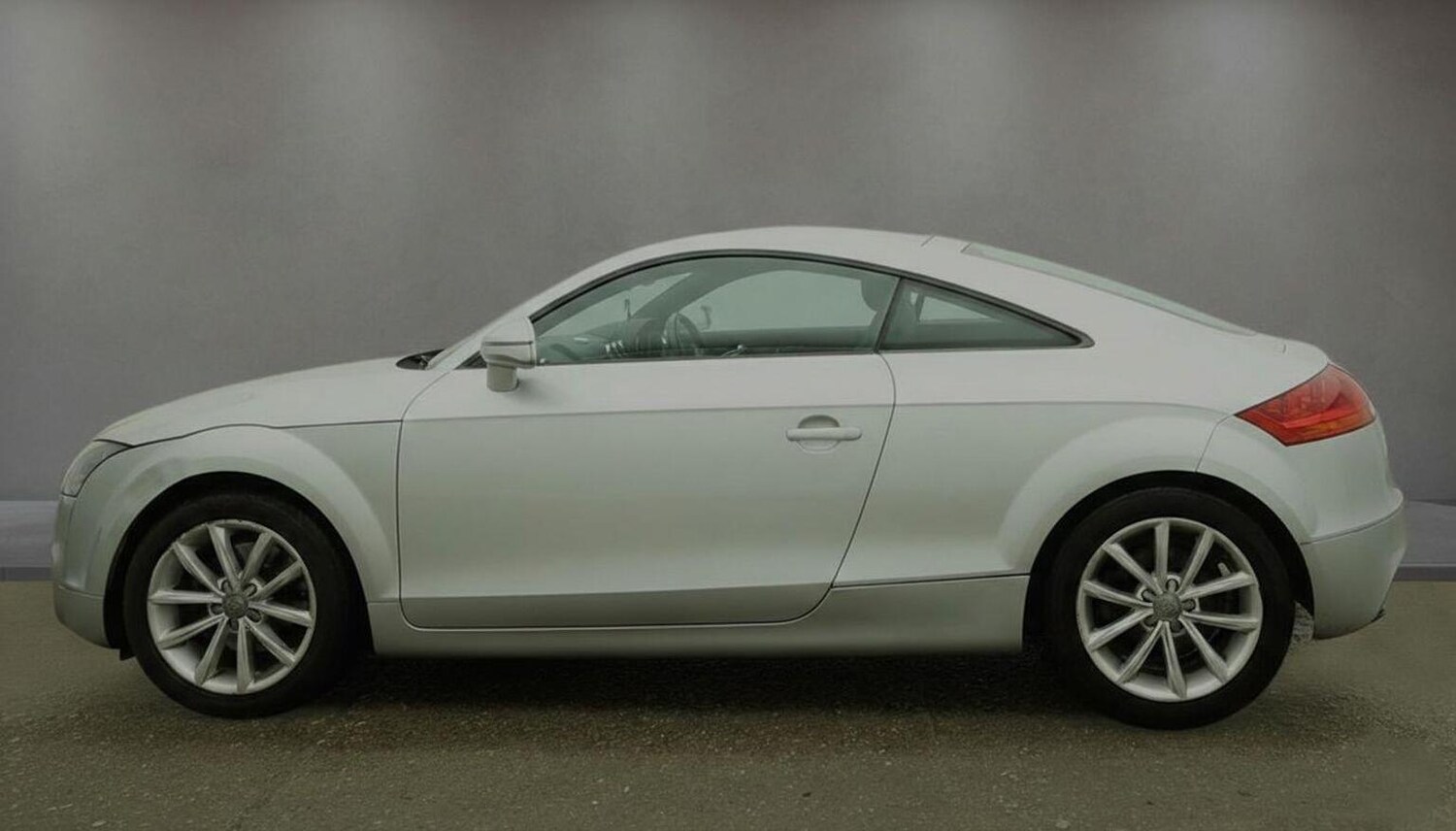 Used Audi TT 2010 for sale - 77539218: Photo 6
