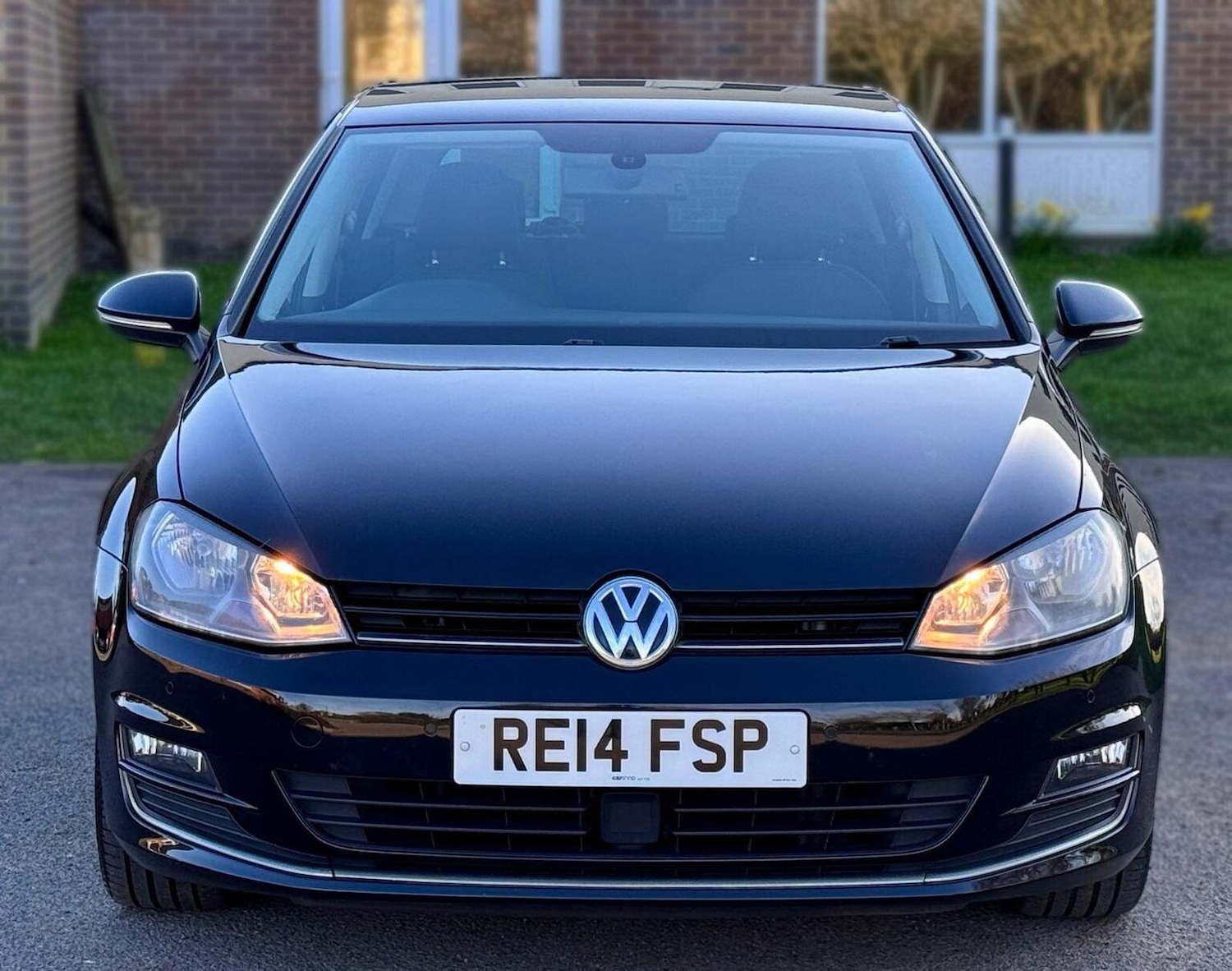 Used Volkswagen Golf 2014 for sale - 77656281: Photo 3