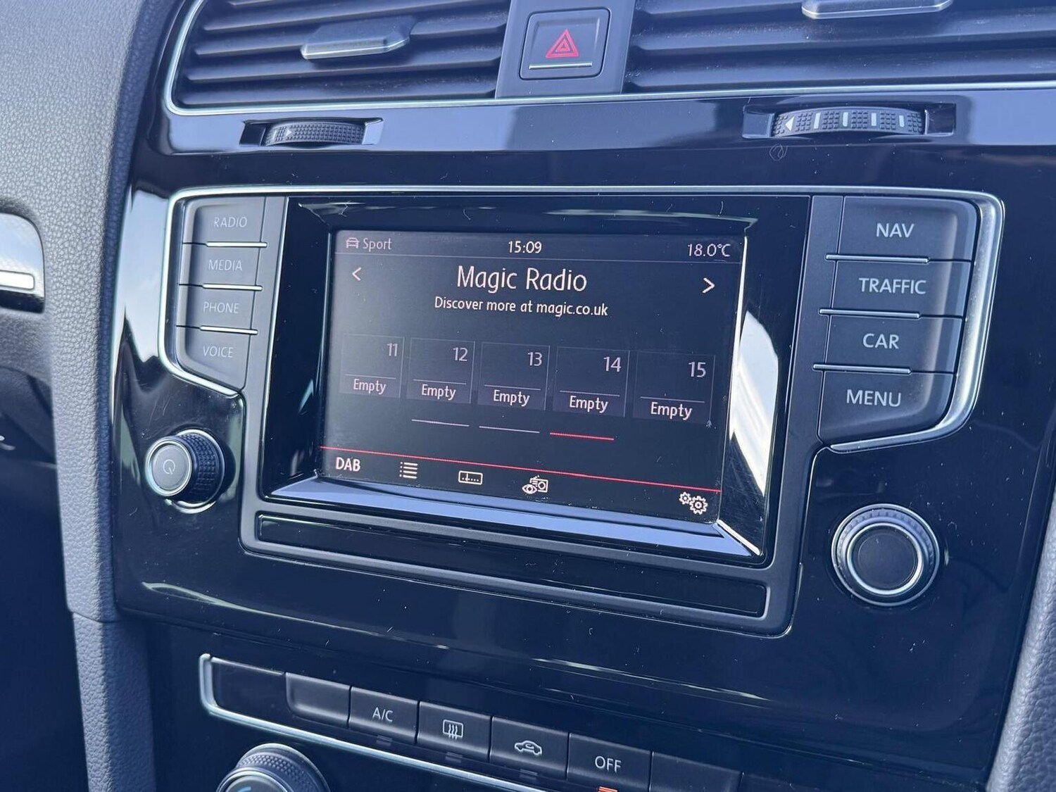 Used Volkswagen Golf 2014 for sale - 77656281: Photo 32