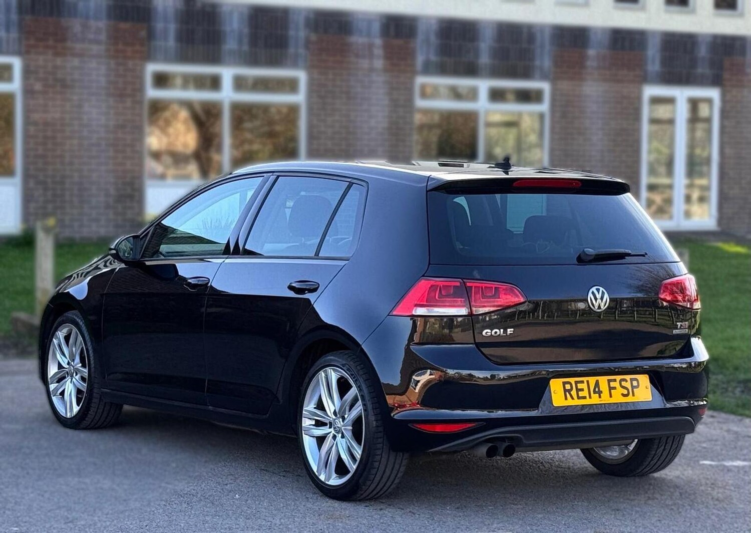 Used Volkswagen Golf 2014 for sale - 77656281: Photo 7
