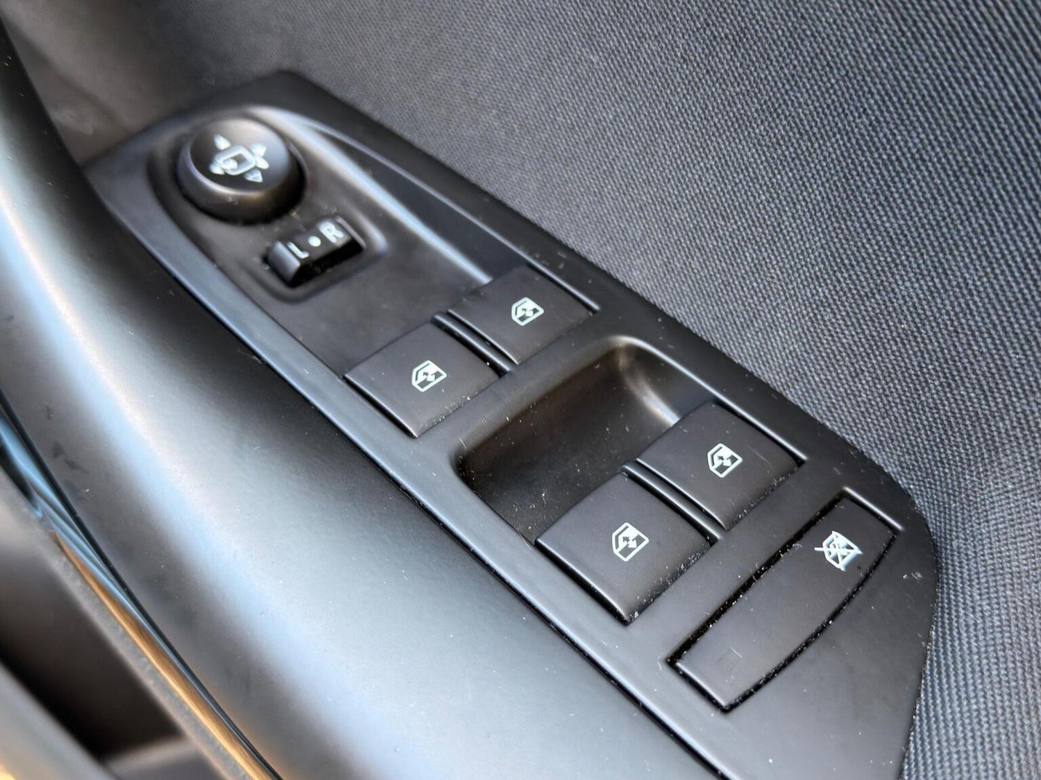 Used Vauxhall Astra 2016 for sale - 77539209: Photo 39