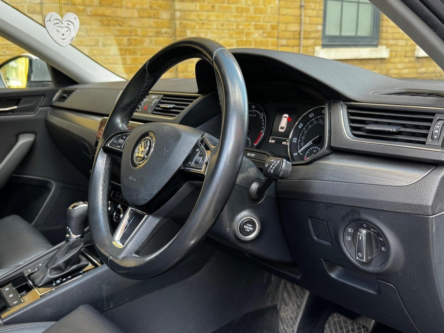 Used Skoda Superb 2019 for sale - 77539200: Photo 12