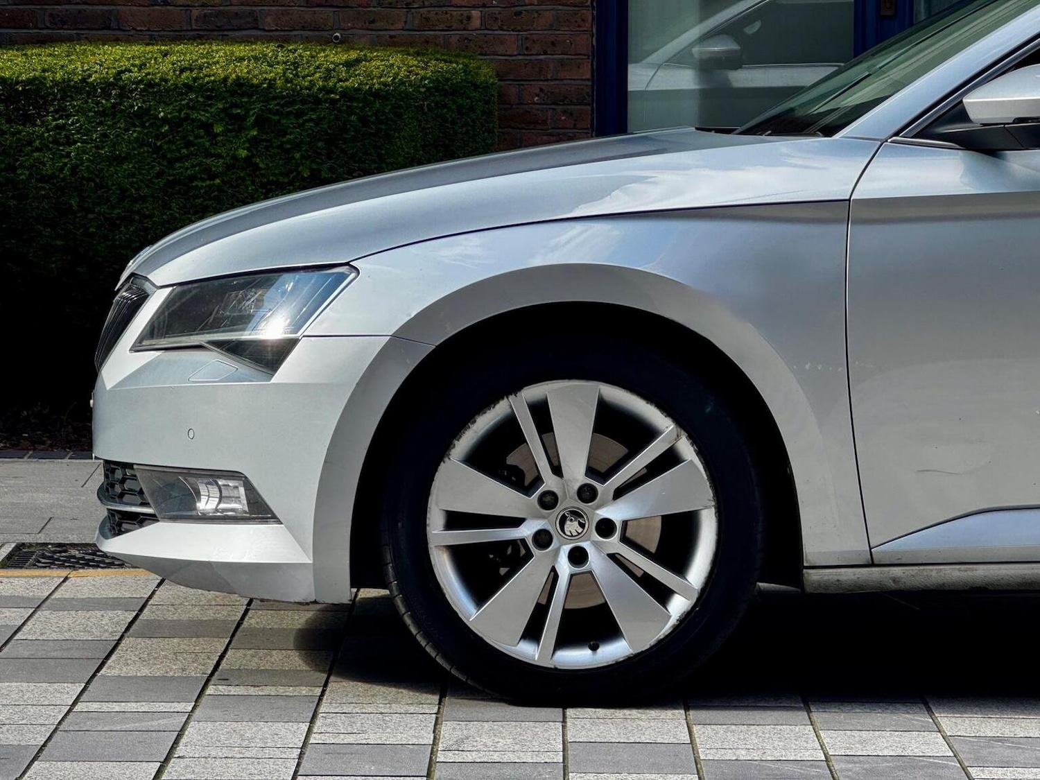 Used Skoda Superb 2019 for sale - 77539200: Photo 2