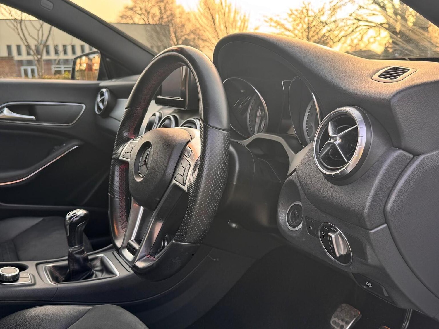 Used Mercedes-Benz CLA 2014 for sale - 77945782: Photo 27