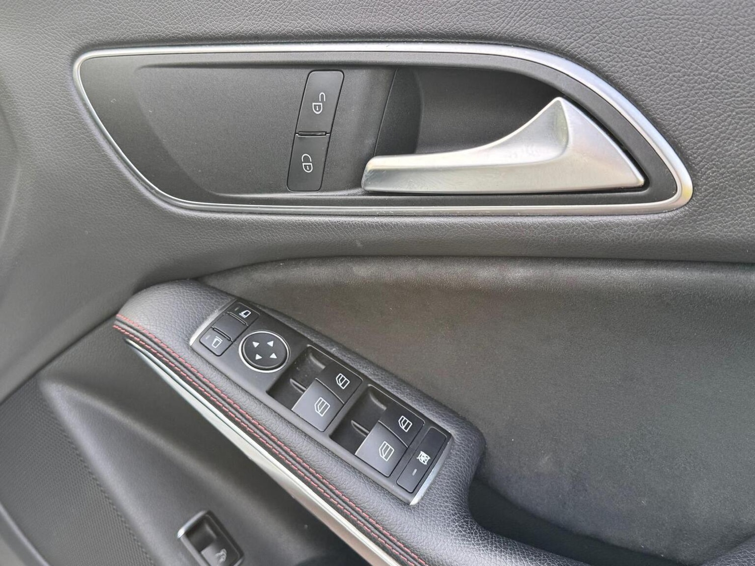 Used Mercedes-Benz CLA 2014 for sale - 77945782: Photo 34