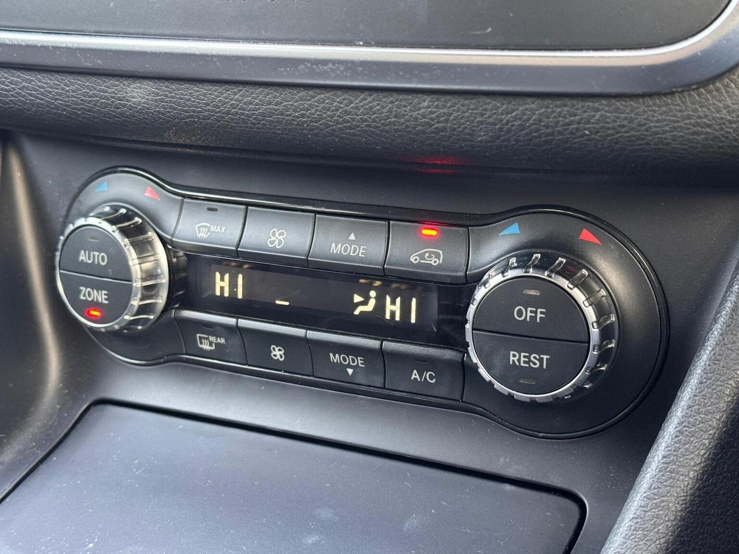 Used Mercedes-Benz CLA 2014 for sale - 77945782: Photo 36