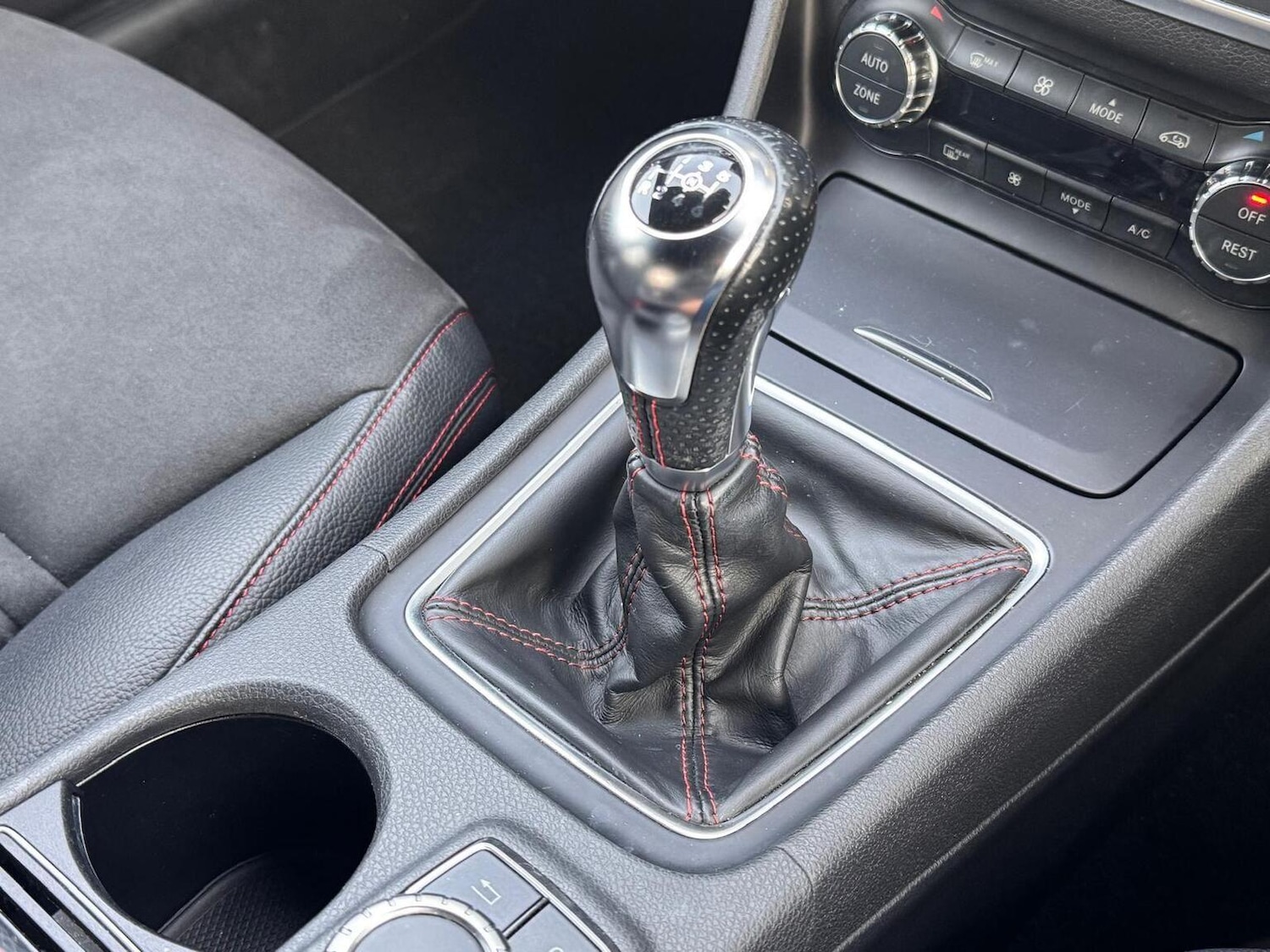 Used Mercedes-Benz CLA 2014 for sale - 77945782: Photo 37