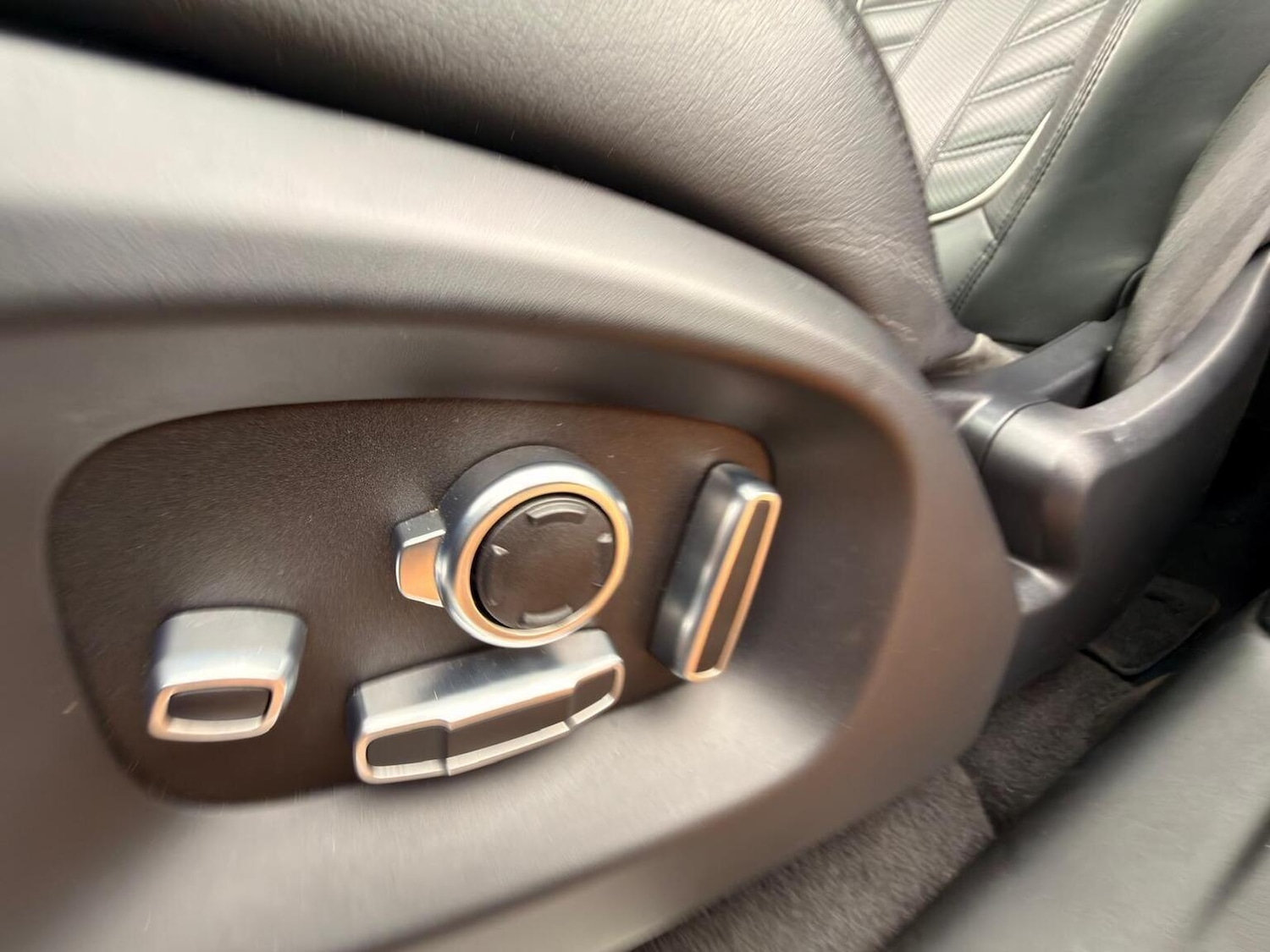 Used Land Rover Range Rover Sport 2015 for sale - 77539224: Photo 61