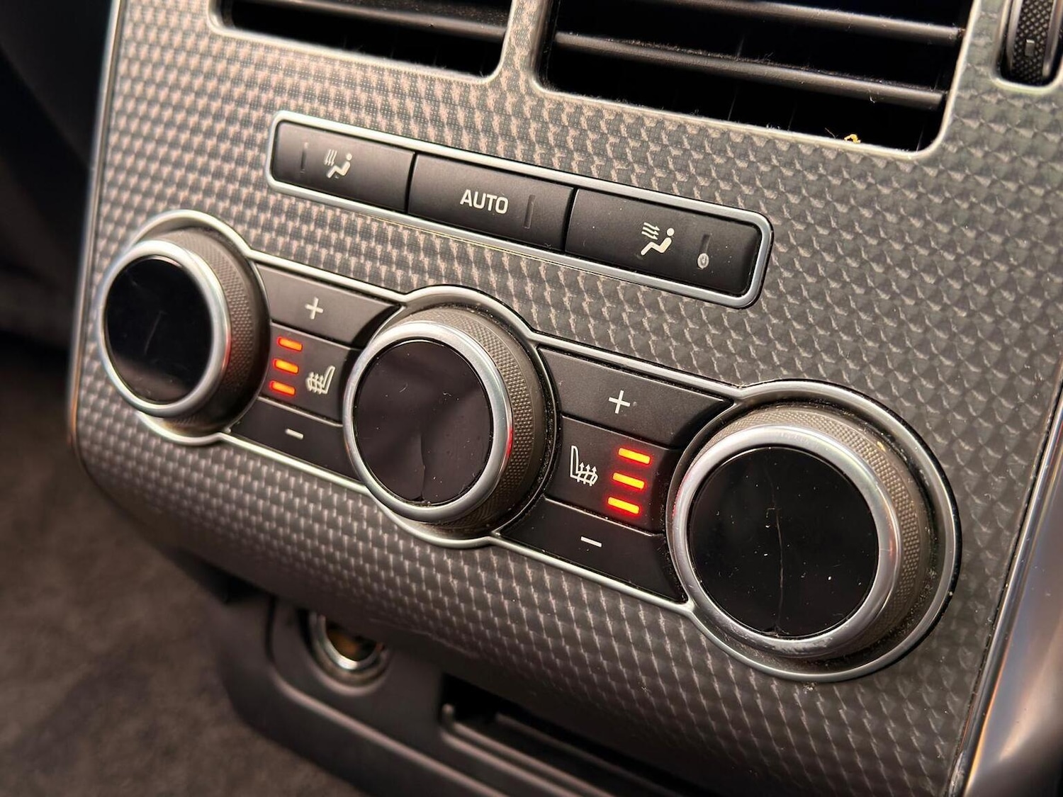 Used Land Rover Range Rover Sport 2015 for sale - 77539224: Photo 70