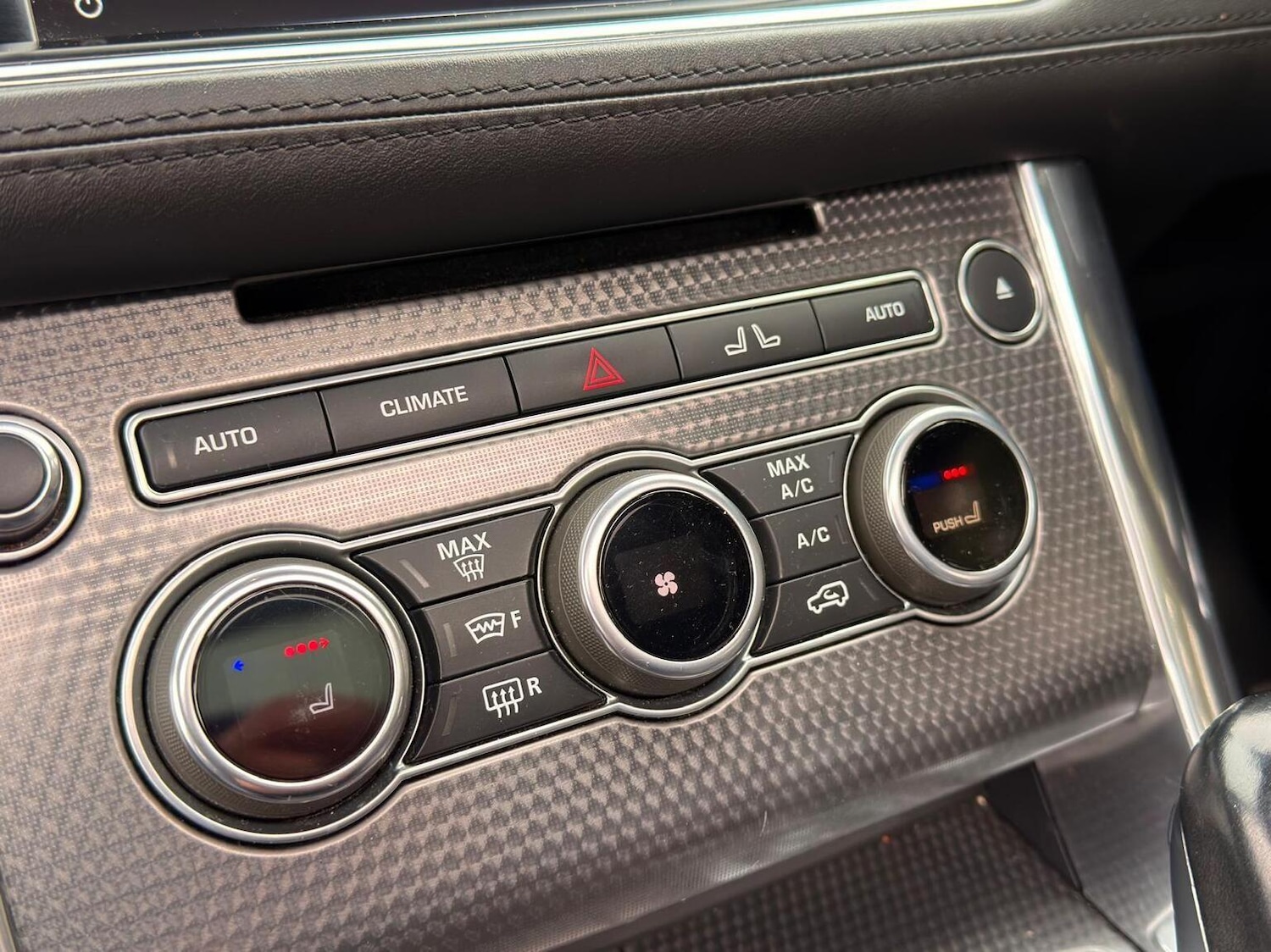 Used Land Rover Range Rover Sport 2015 for sale - 77539224: Photo 71