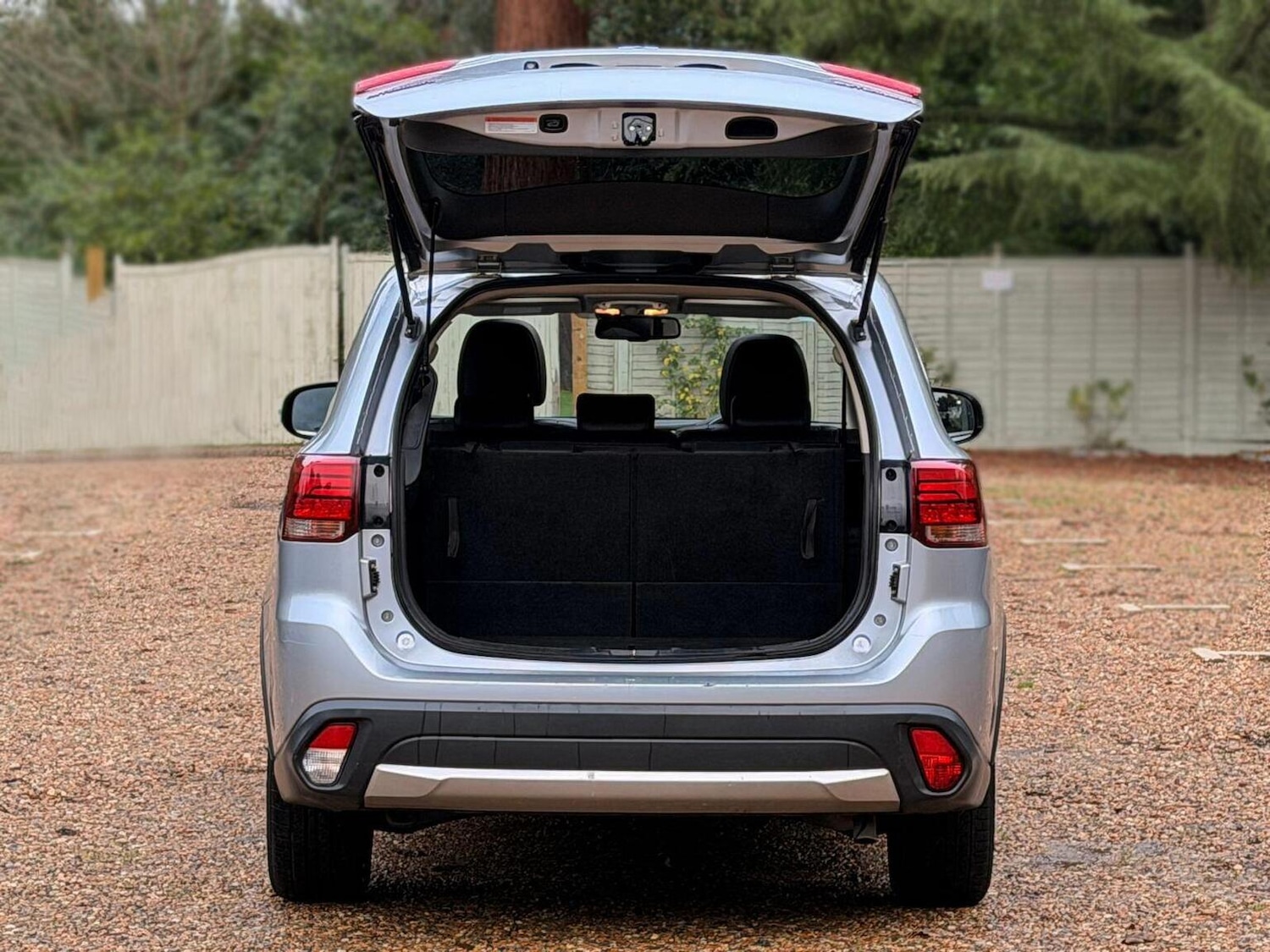 Used Mitsubishi Outlander 2015 for sale - 77945783: Photo 29