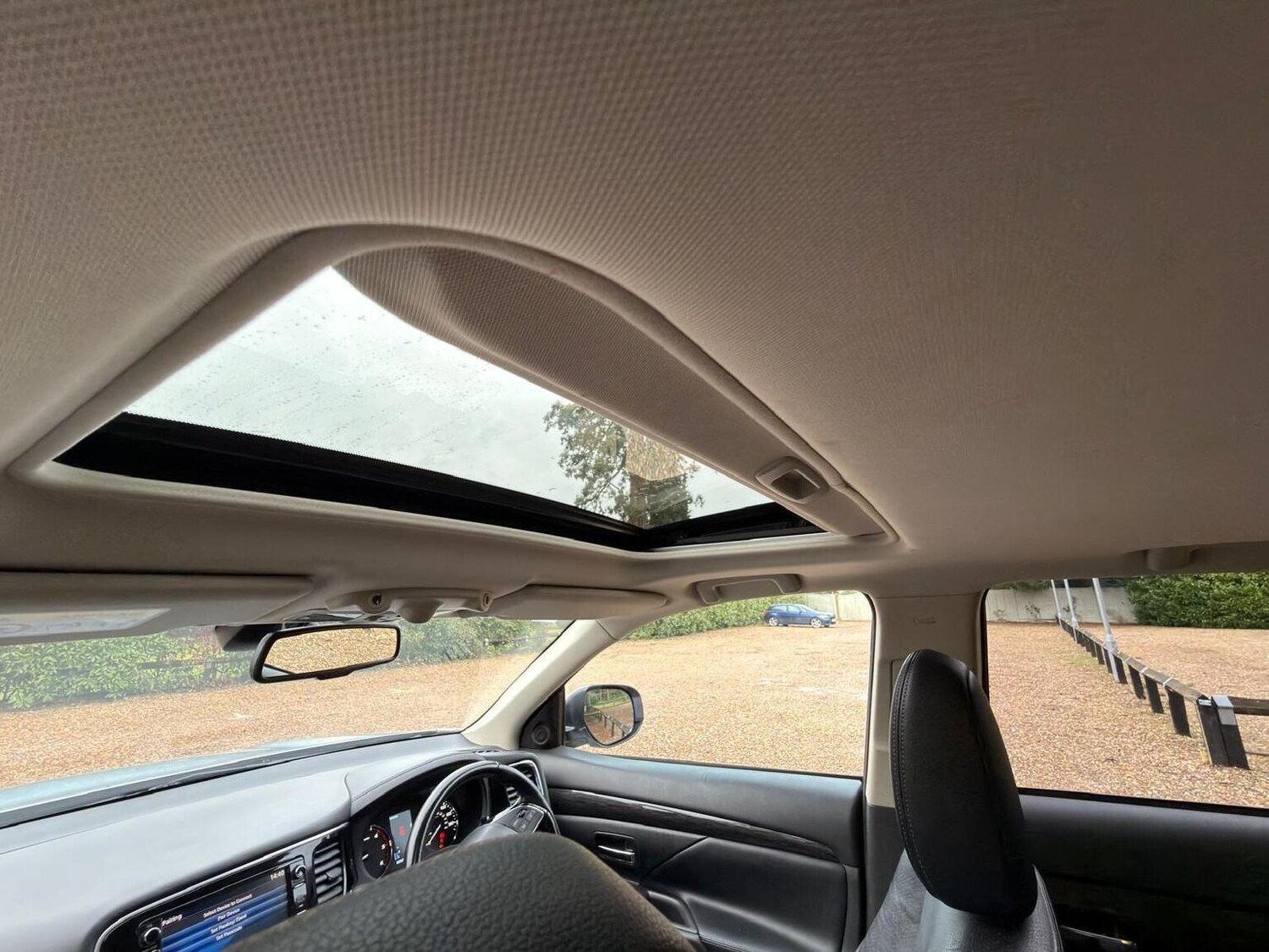 Used Mitsubishi Outlander 2015 for sale - 77539226: Photo 60