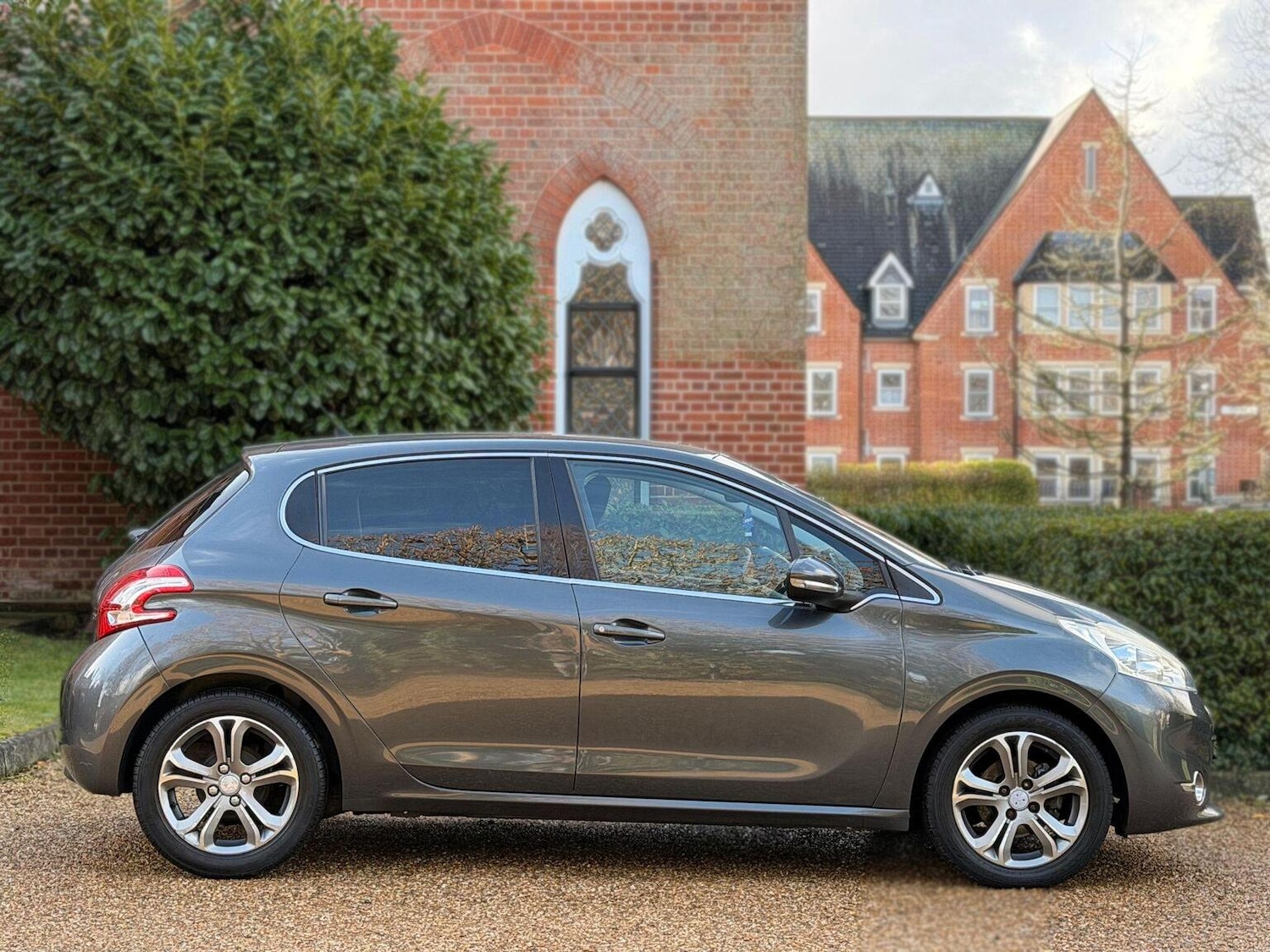 Used Peugeot 208 2013 for sale - 77735664: Photo 10