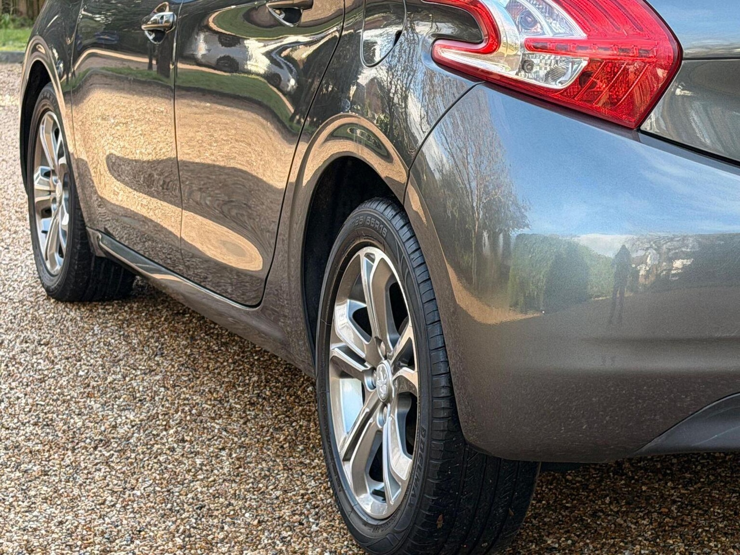 Used Peugeot 208 2013 for sale - 77735664: Photo 22