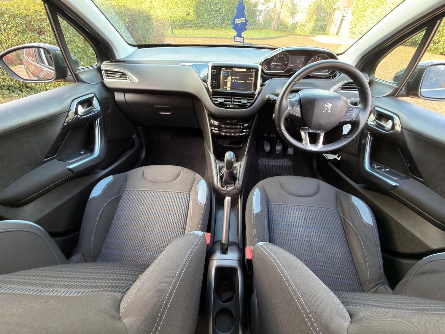 Used Peugeot 208 2013 for sale - 77735664: Photo 27