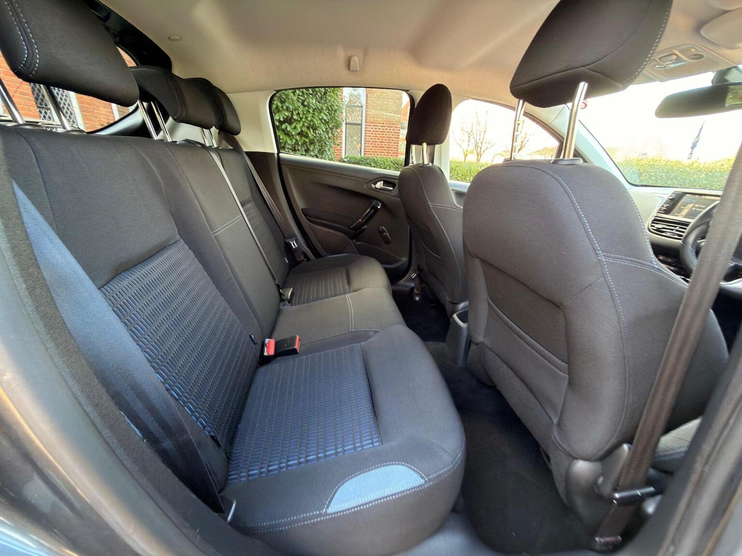 Used Peugeot 208 2013 for sale - 77735664: Photo 34