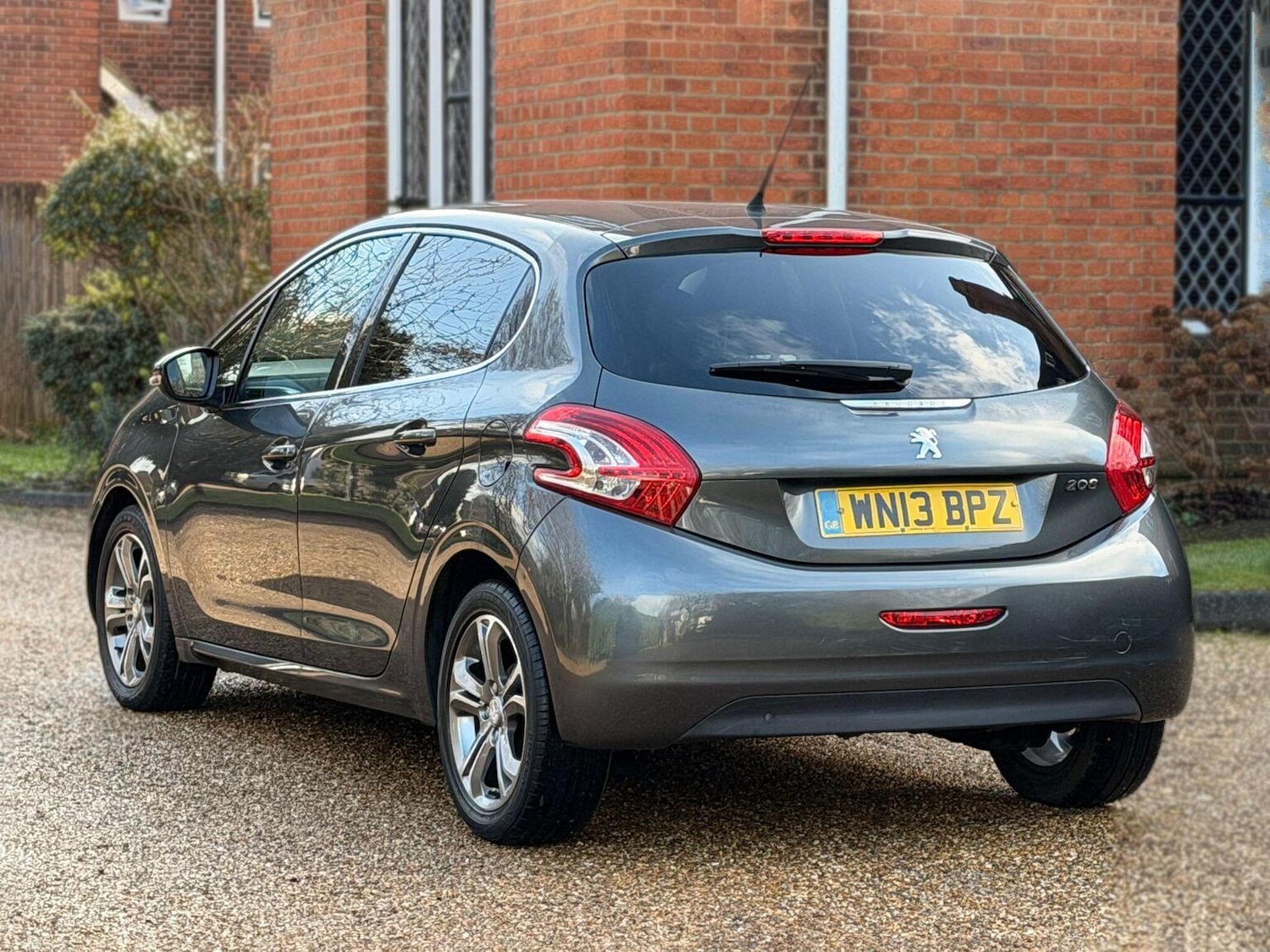 Used Peugeot 208 2013 for sale - 77735664: Photo 7